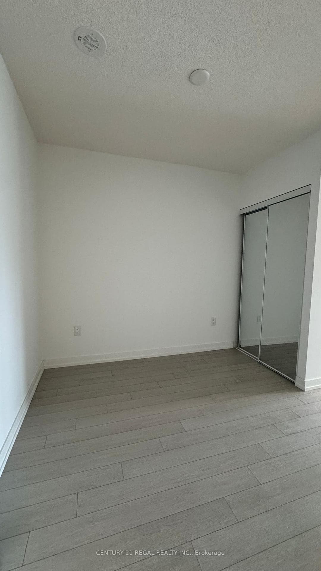 4010 Eglinton Avenue Unit 417 photo 16