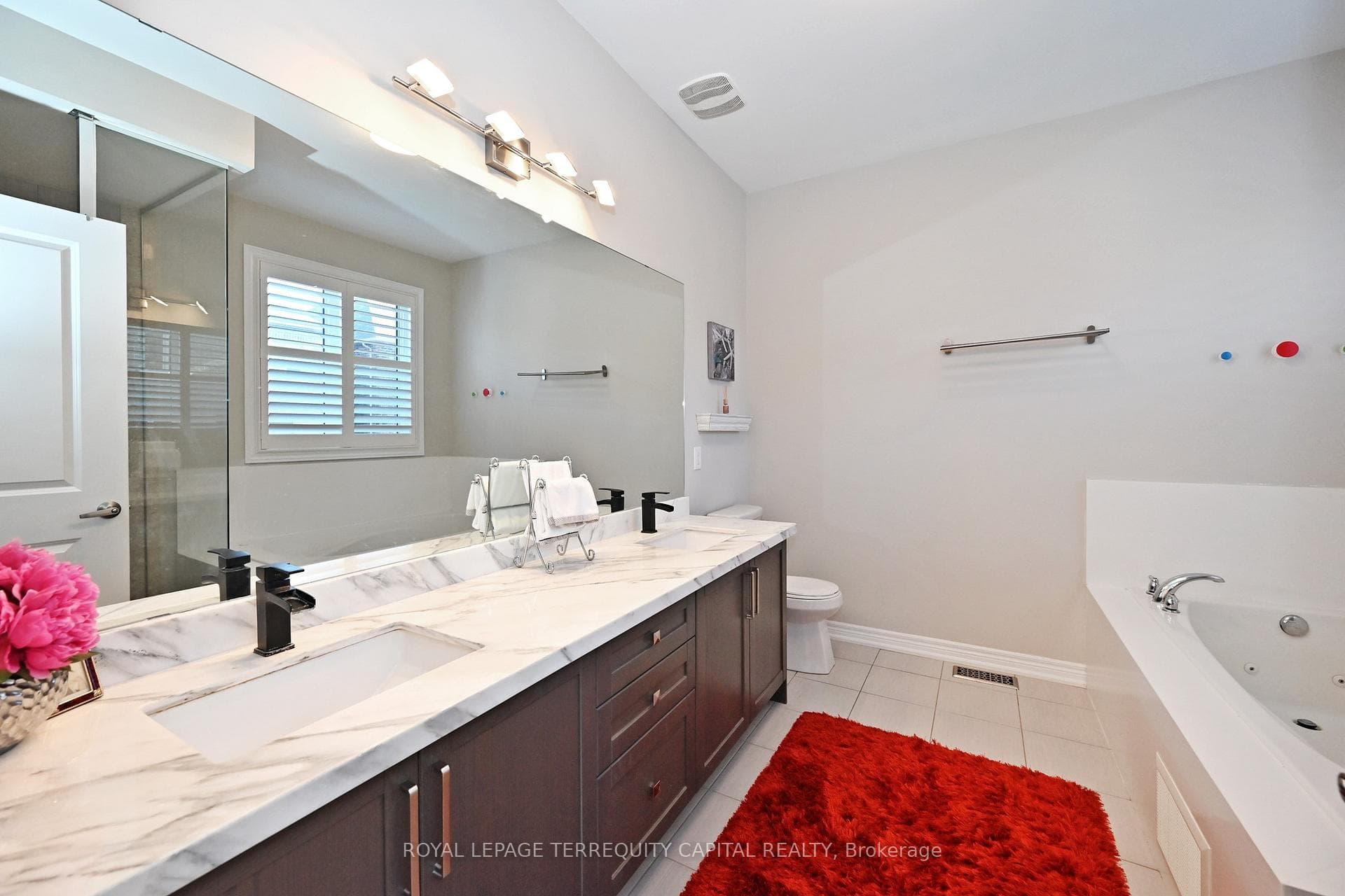 14 Beaconsfield Drive photo 26