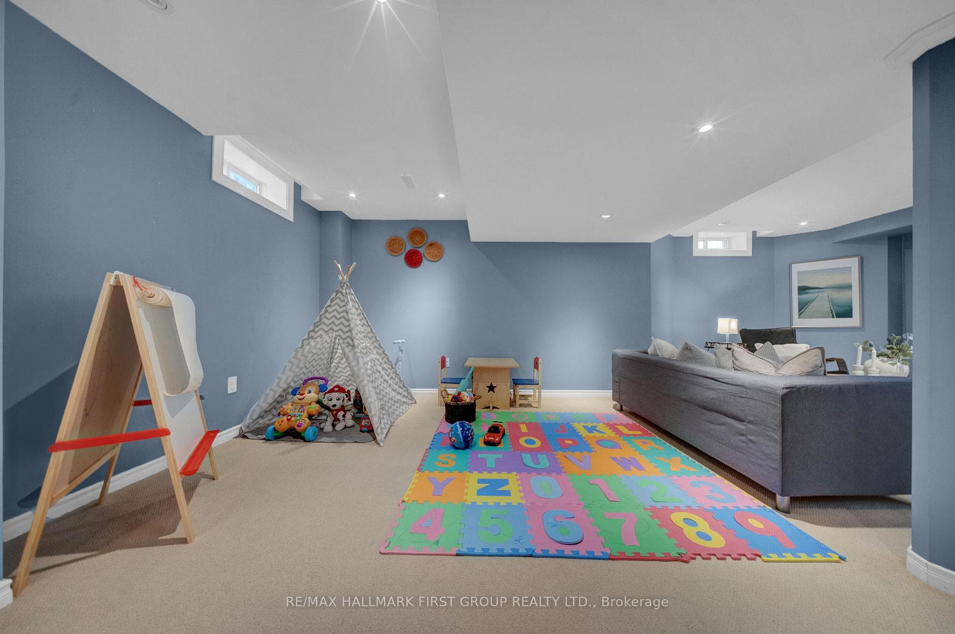 90 Sidney Rundle Avenue photo 25