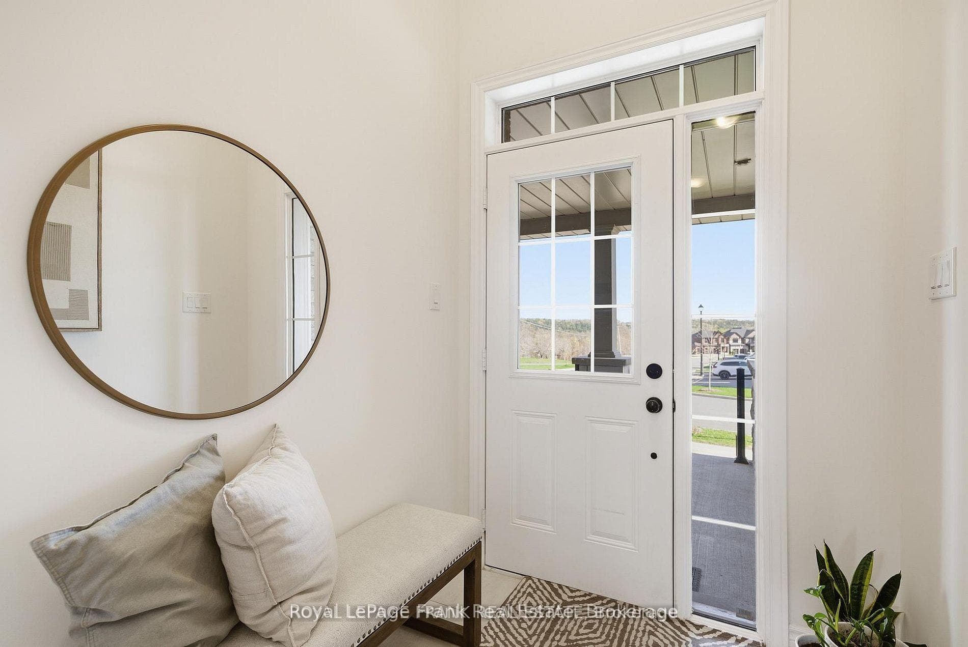 15 Highlands Boulevard photo 5
