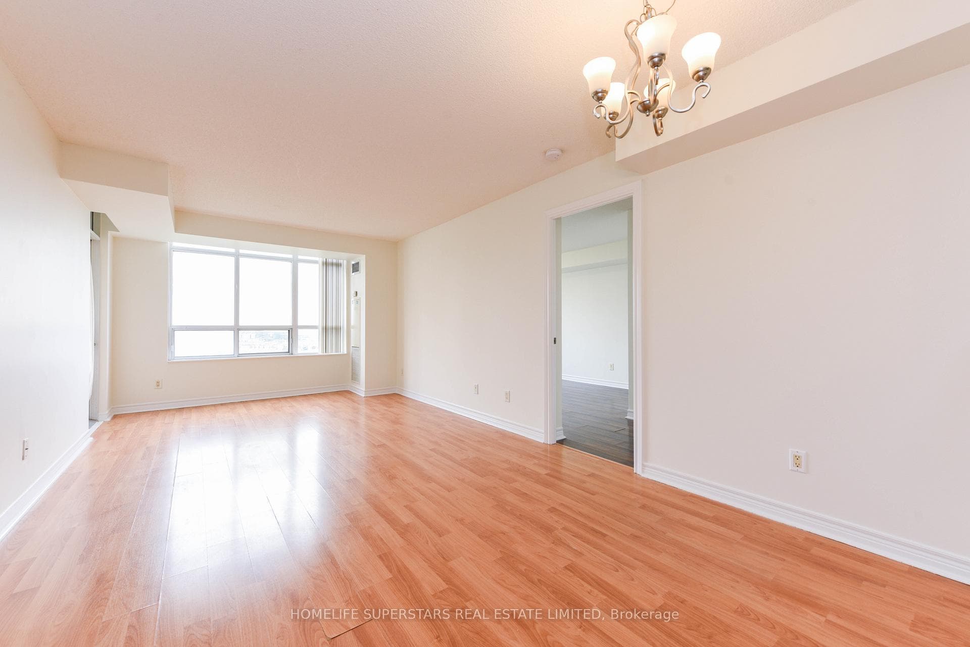 710 Humberwood Boulevard Unit 2011 photo 7