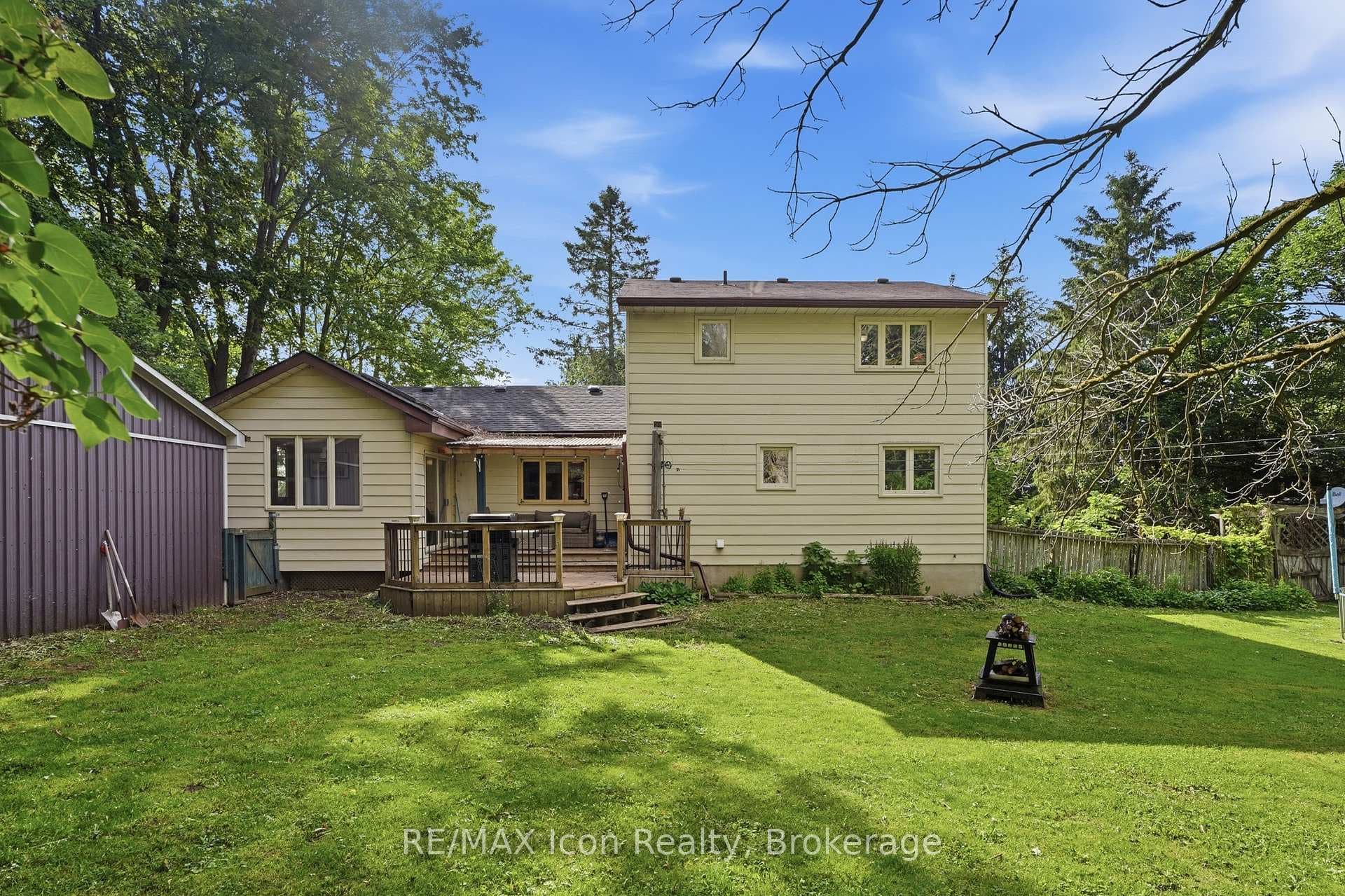Enjoy Peaceful Rural Living
