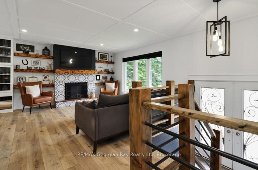 460 Athabaska Street photo 7