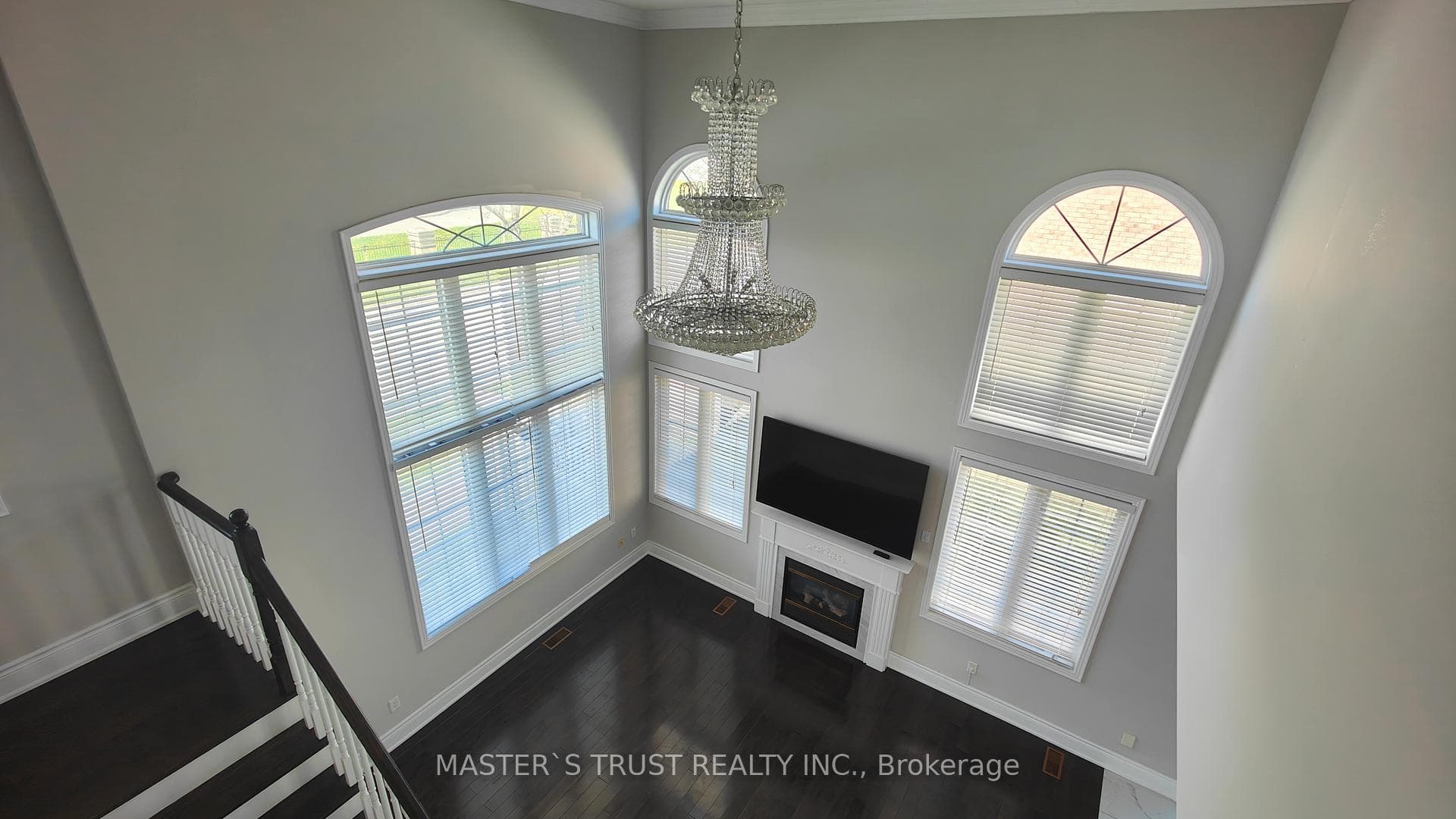 66 Starhill Crescent photo 8