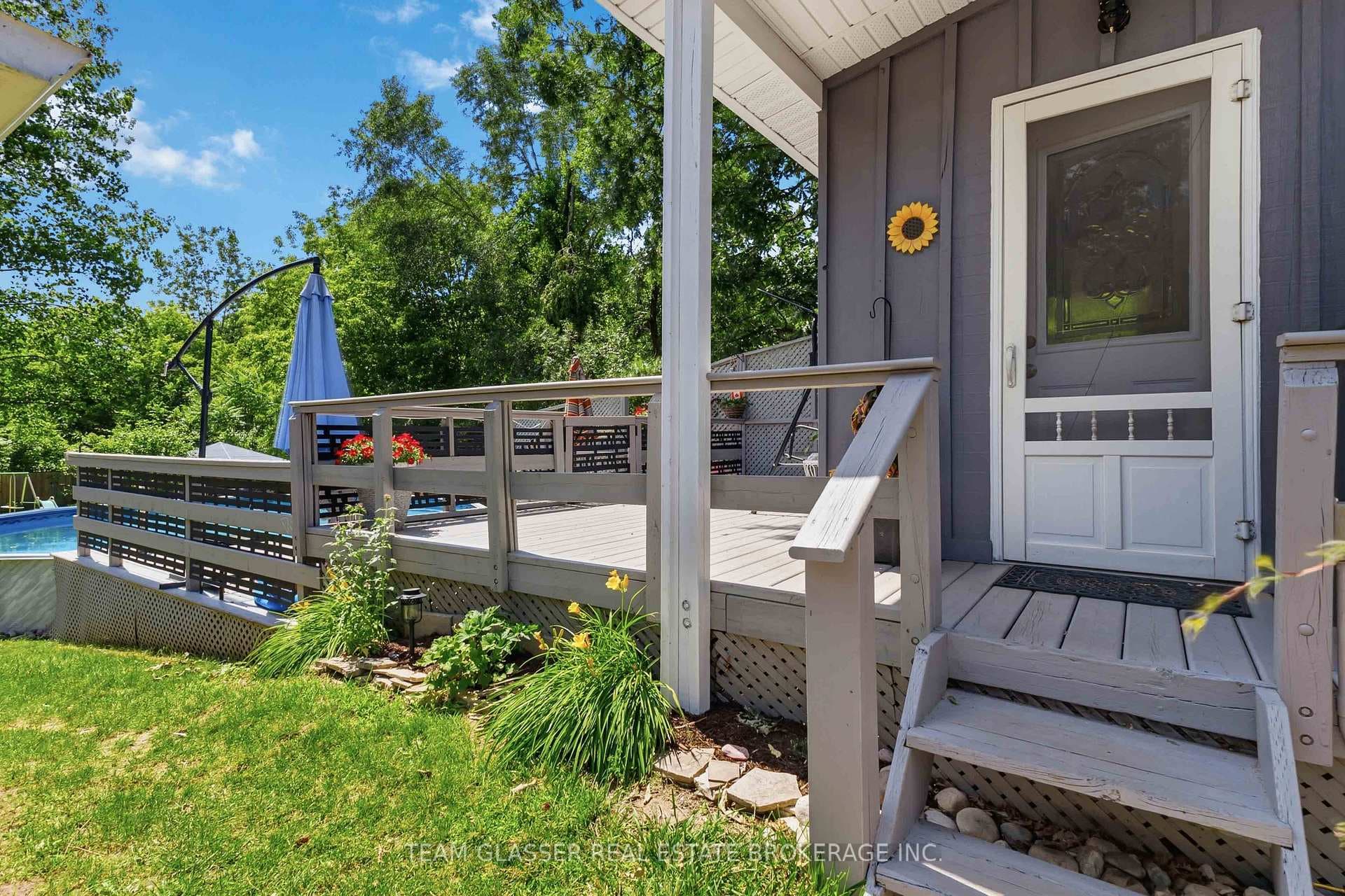 27 DENGATE Crescent photo 7