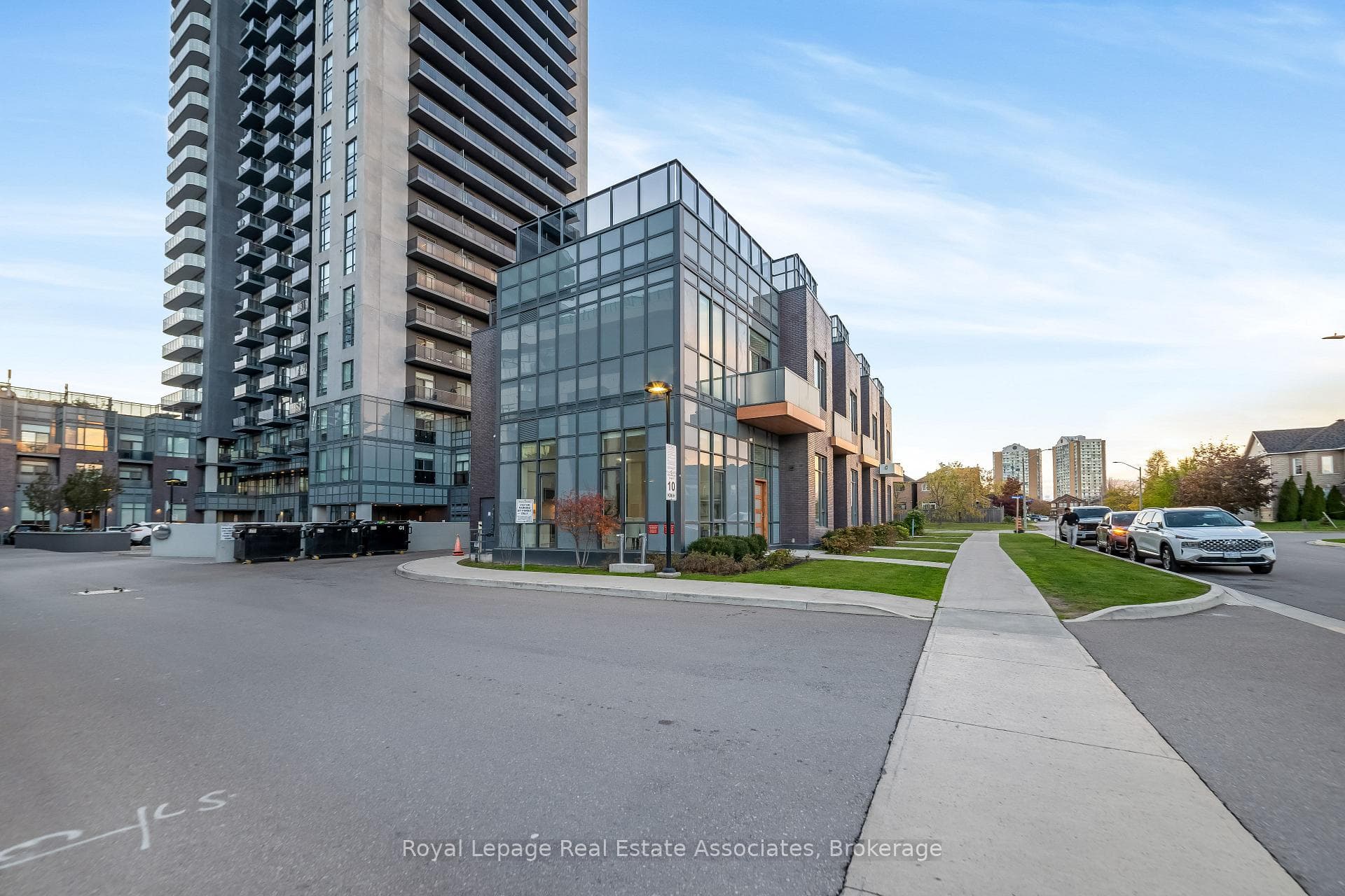 8 Nahani Way Unit 124 photo 35