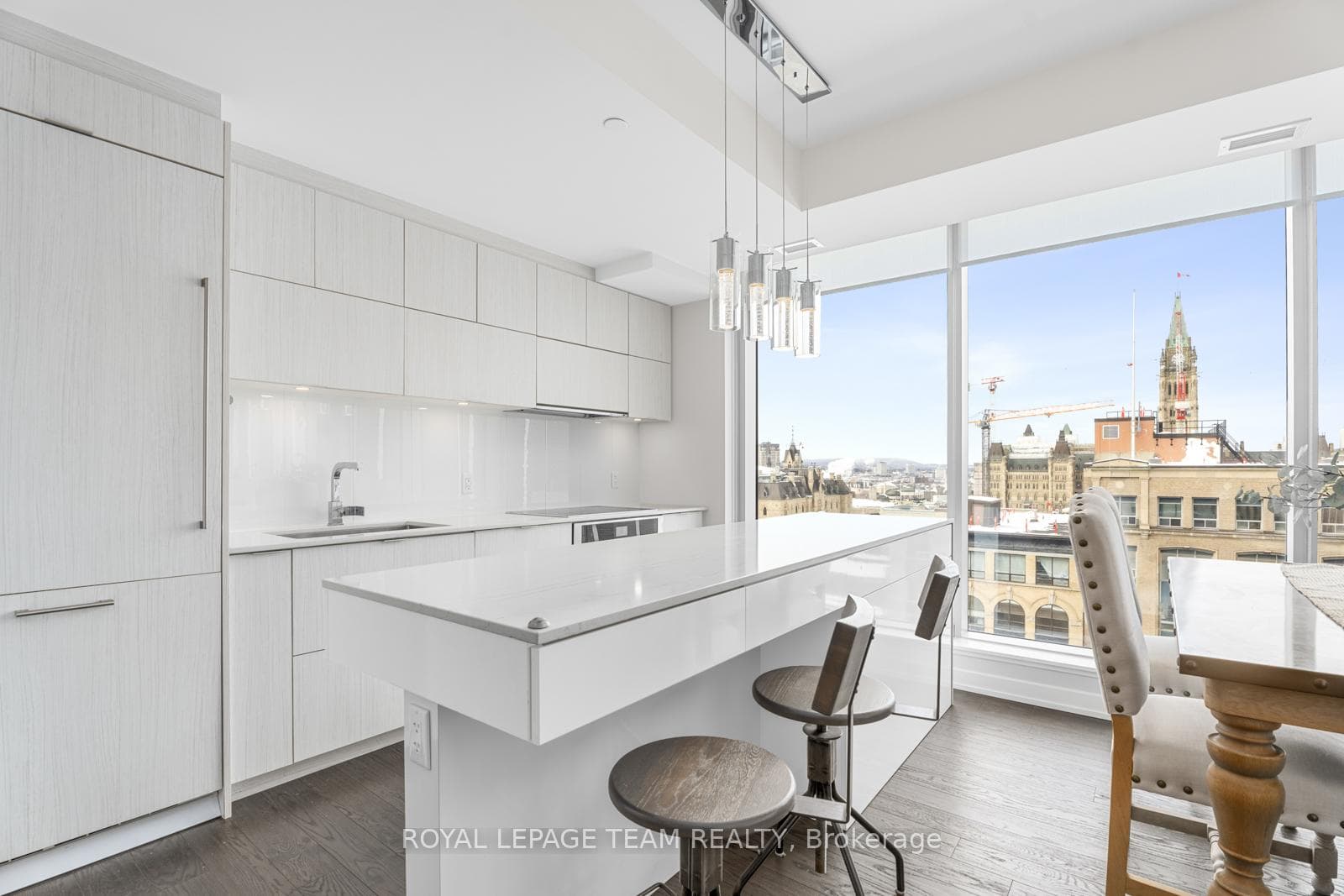 101 QUEEN Street Unit 1007 photo 8