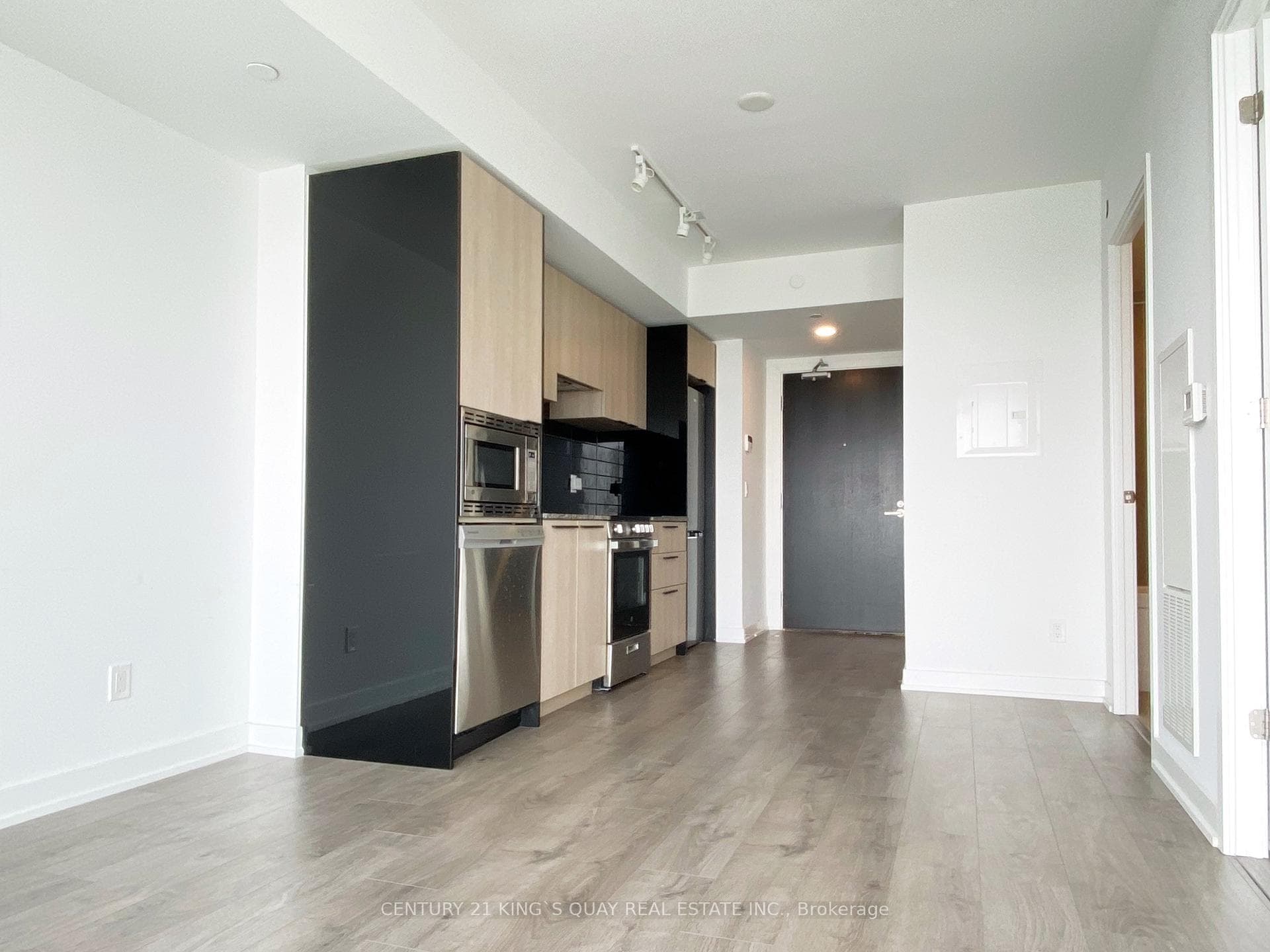 501 Yonge Street Unit 4806 photo 5