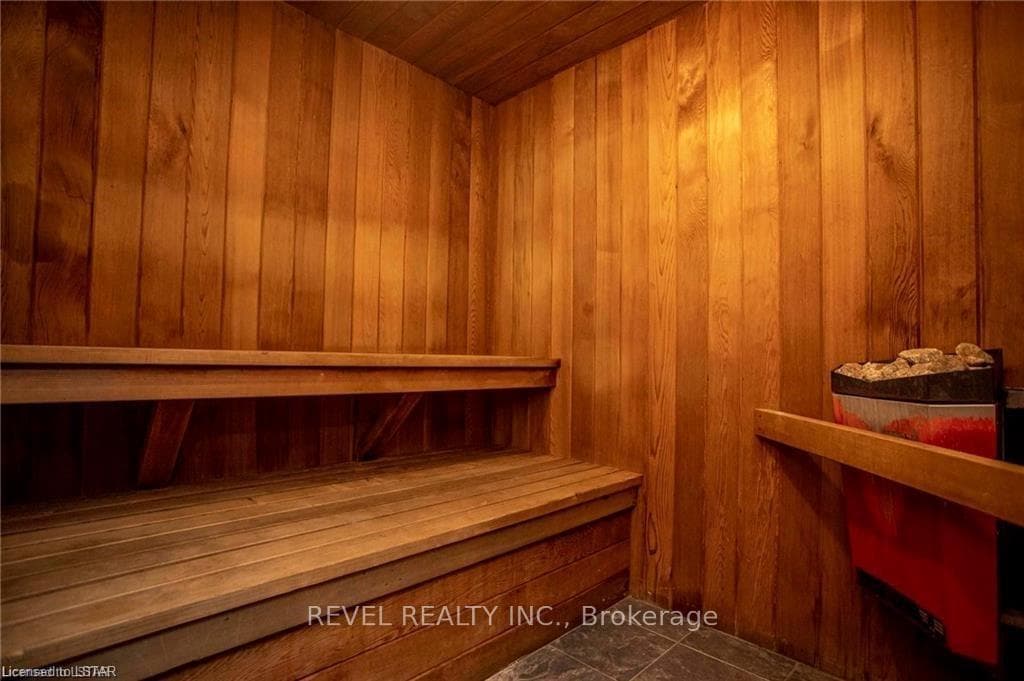 135 BASE LINE Road Unit 10 photo 26
