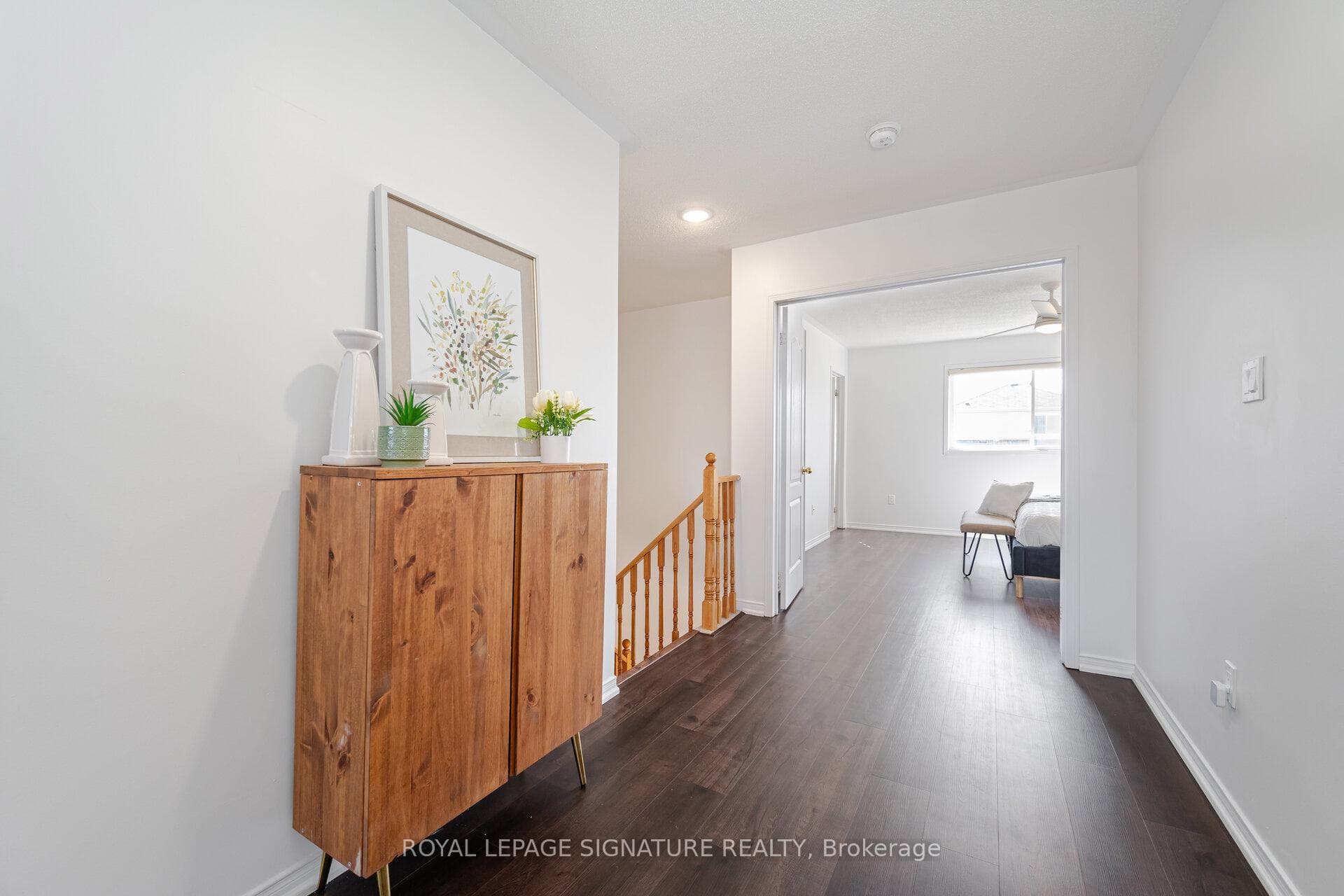 53 Presley Crescent photo 14
