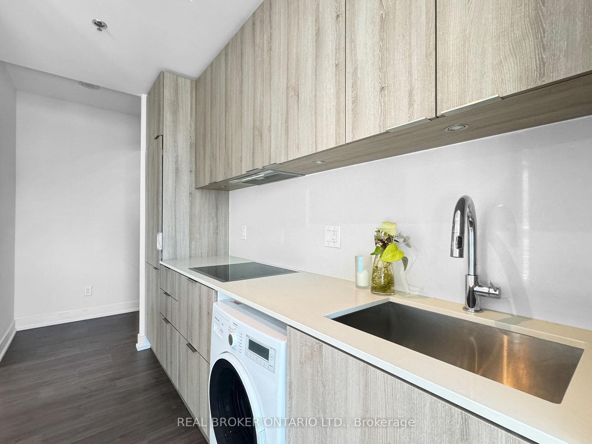 318 Richmond Street Unit 2206 photo 6