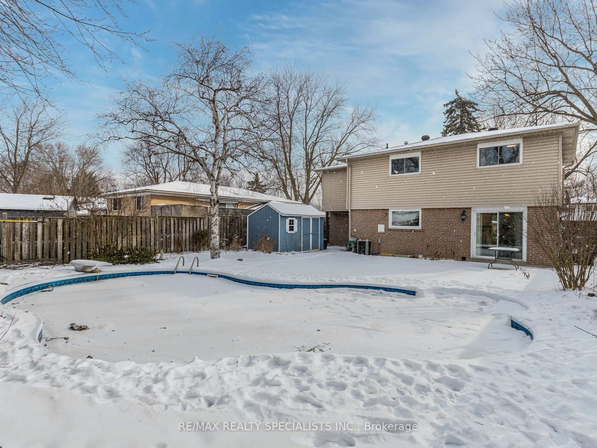 6 Norval Crescent photo 37