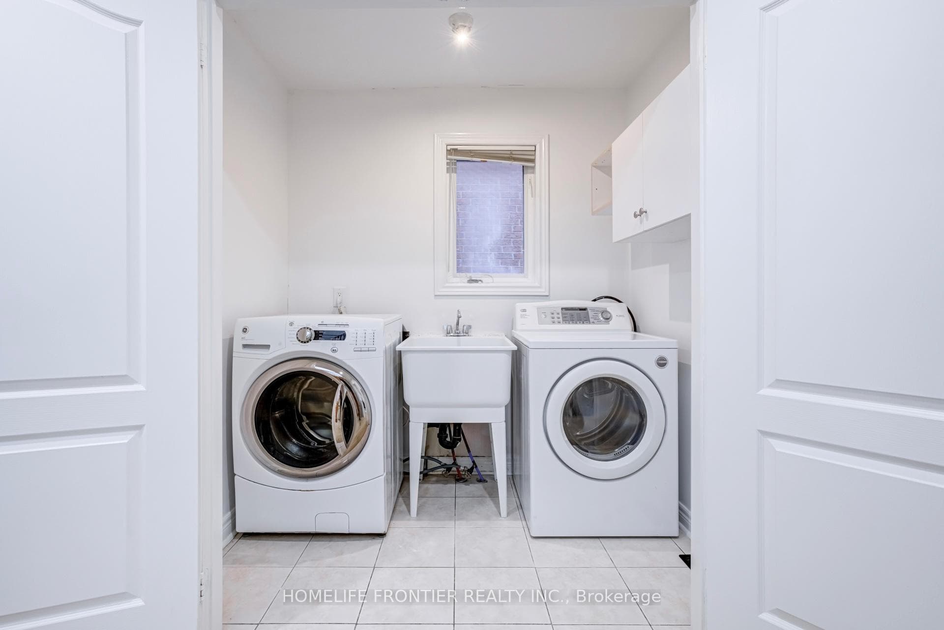 805 Othello Court photo 14