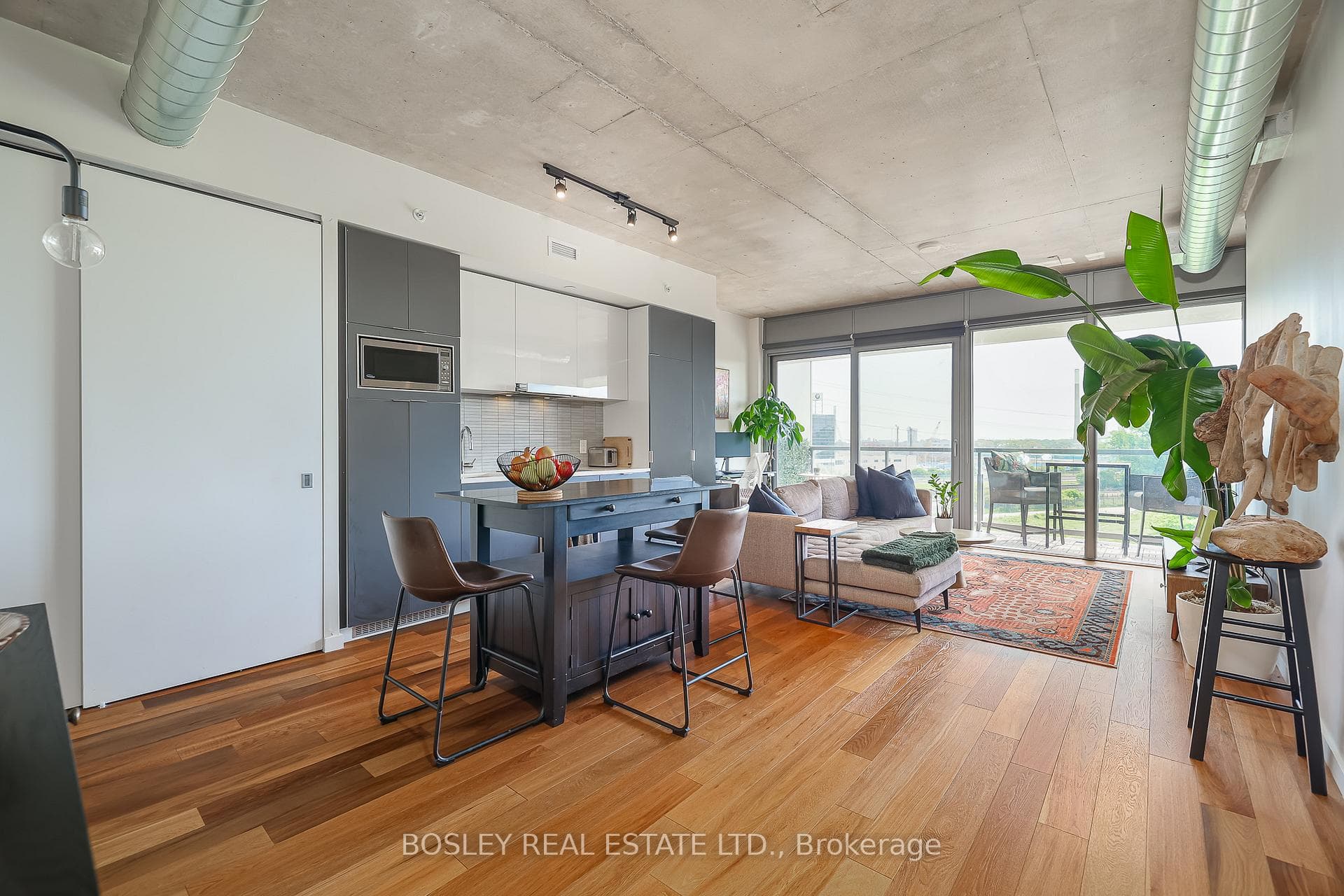 170 Bayview Avenue Unit 515 photo 4