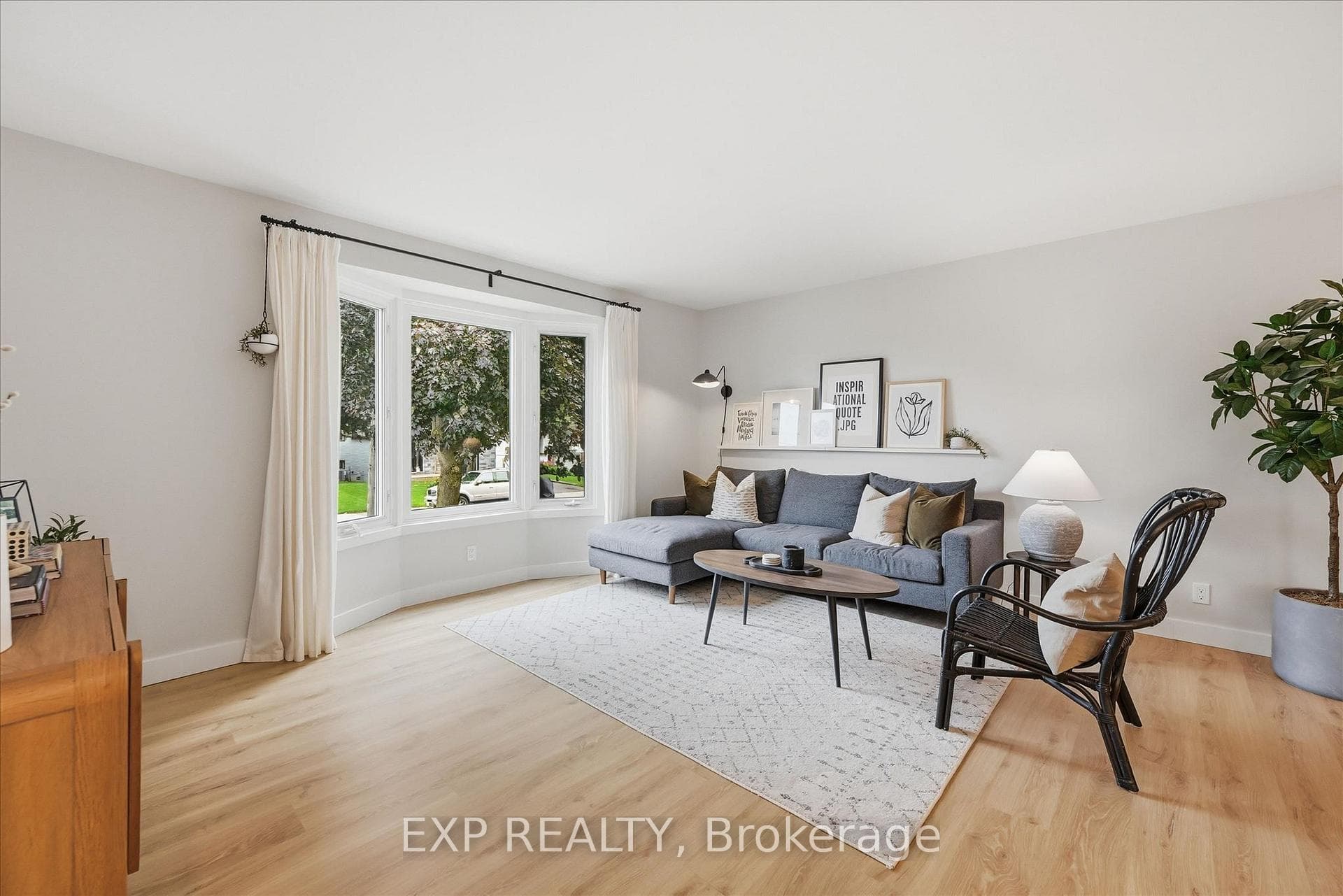 66 Elmore Drive photo 6
