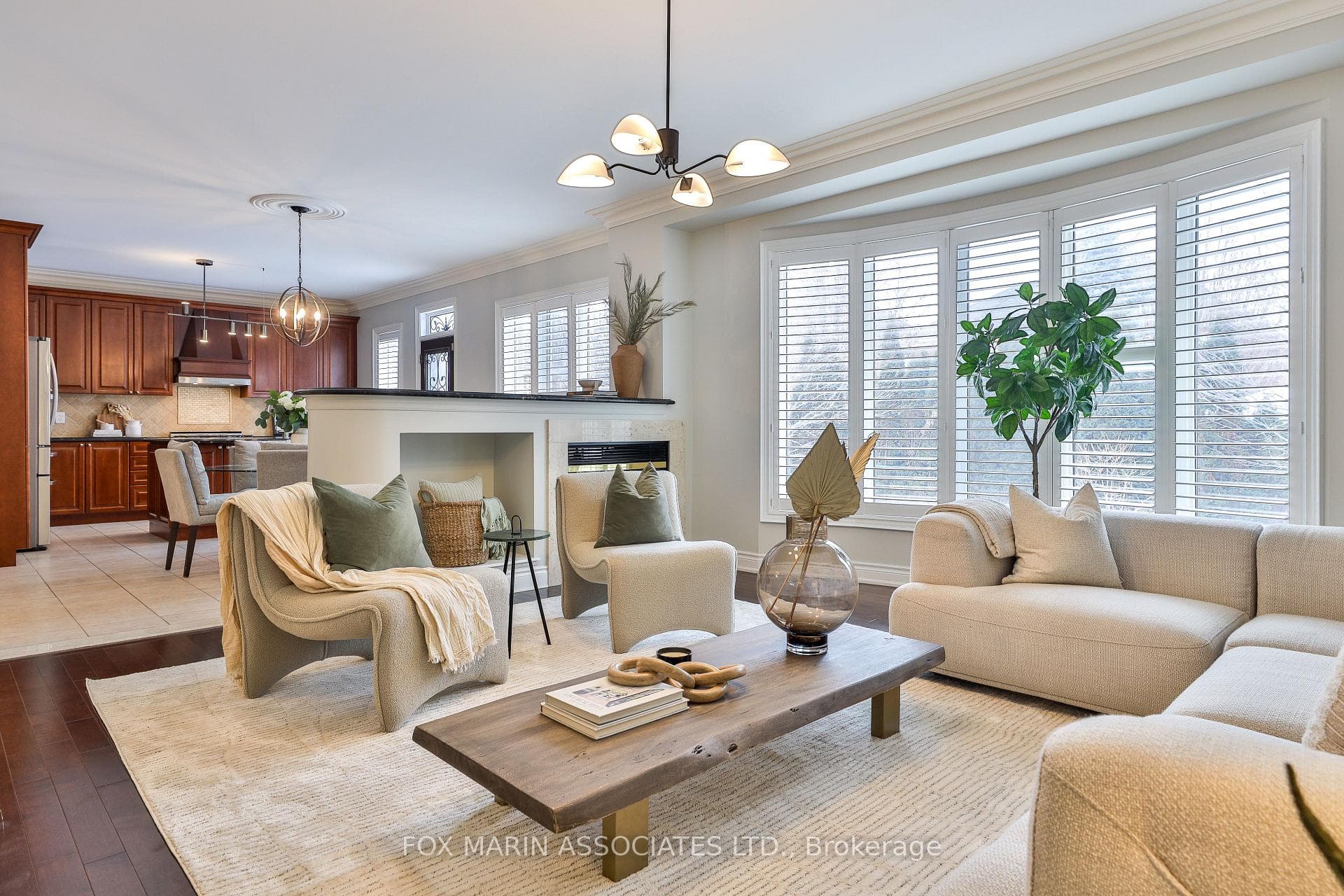 2325 Hall Manor Drive photo 9