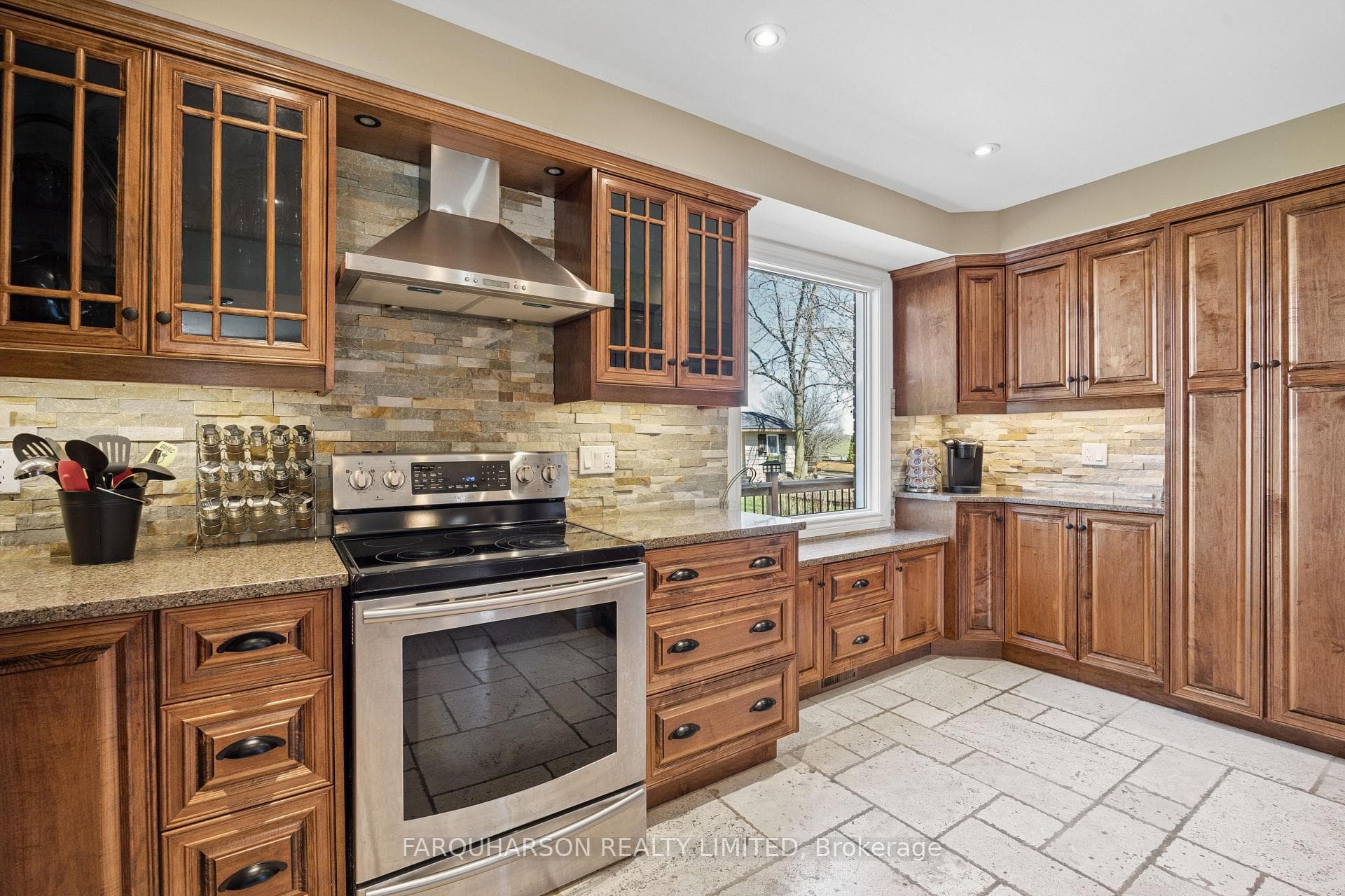 384 Feasby Road photo 18