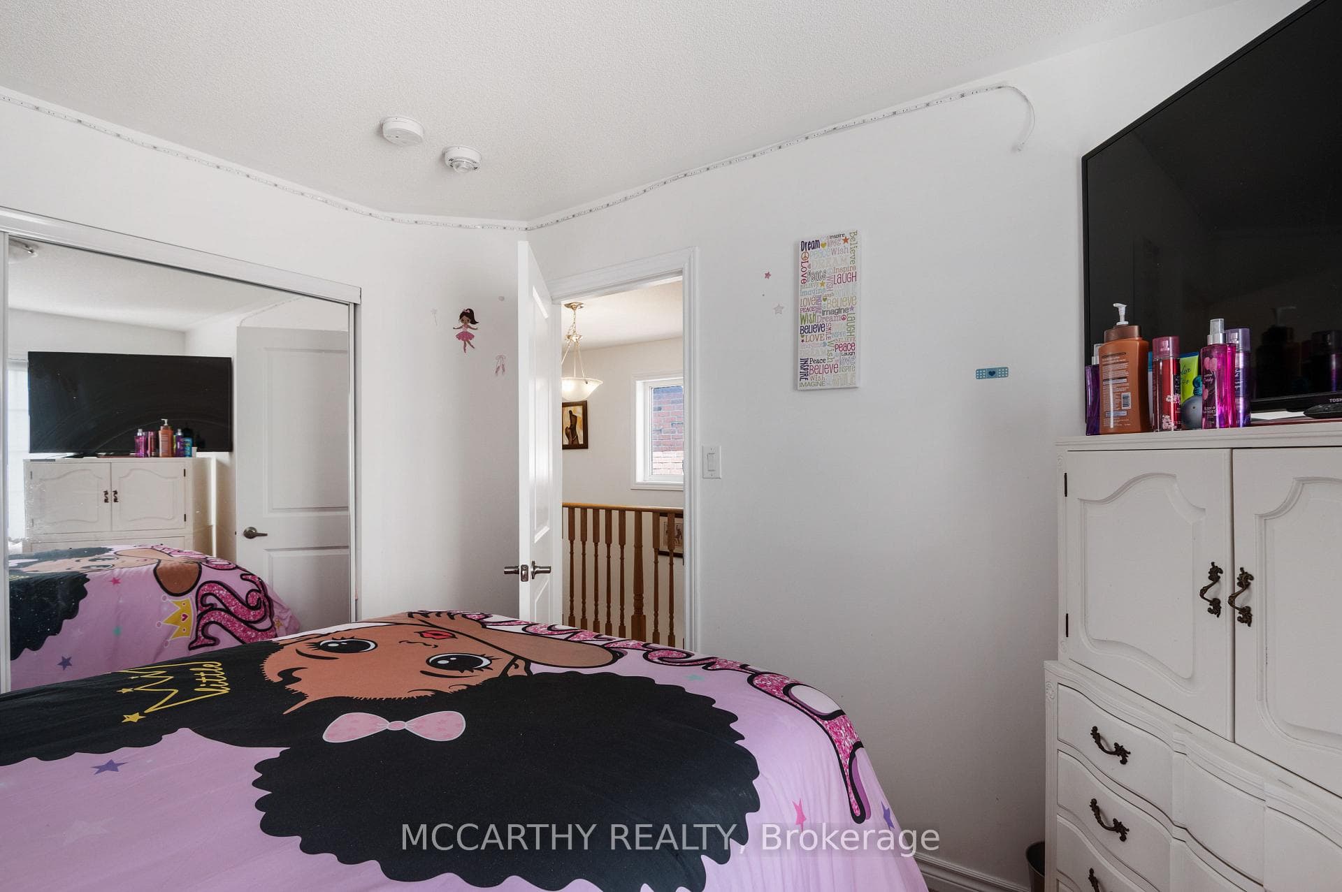 135 Seeley Avenue photo 26