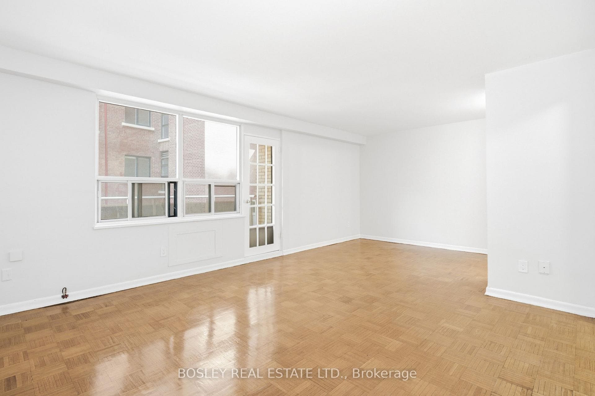 85 Lawton Boulevard Unit 404 photo 3