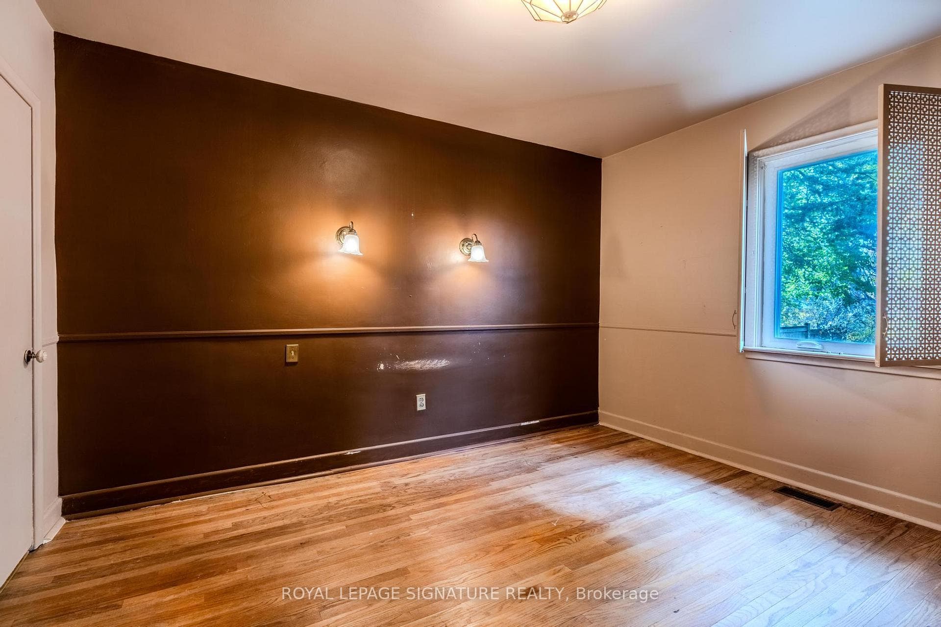 46 Singleton Road photo 6