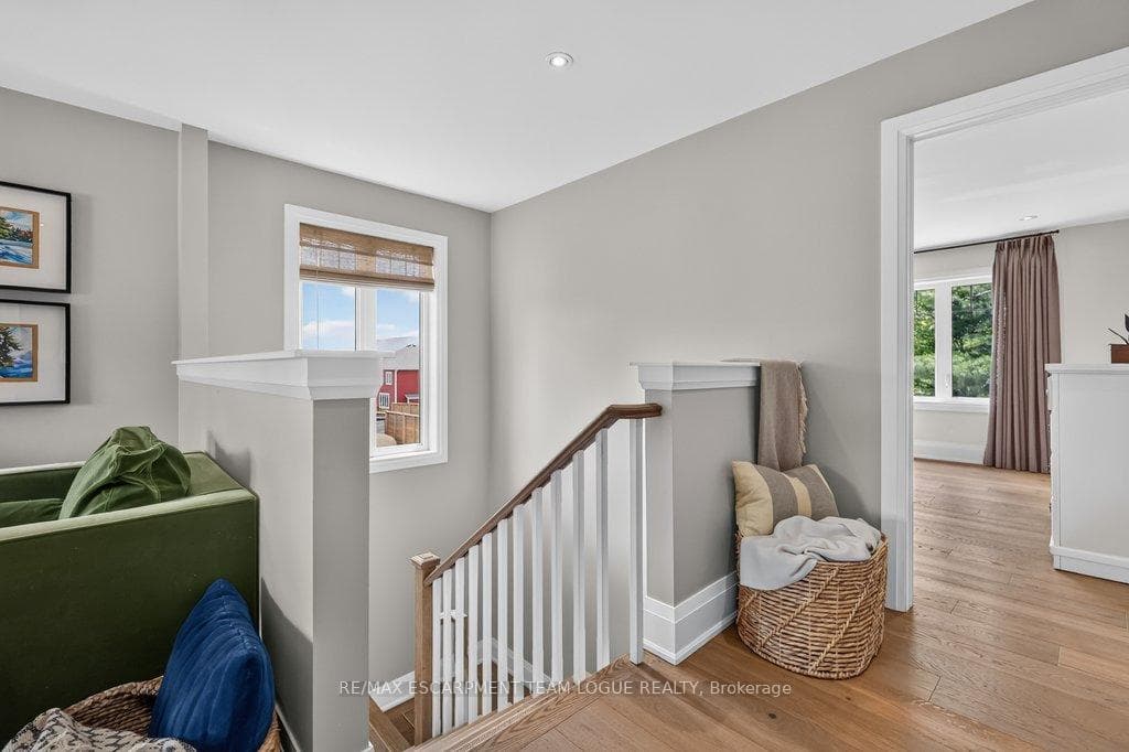 75 Chambery Street photo 24