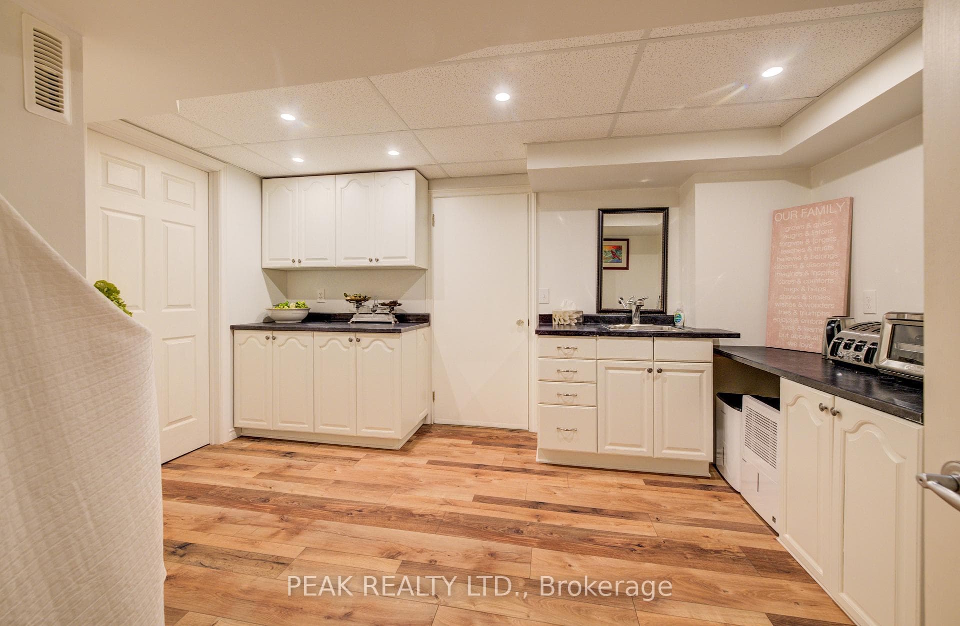 50 Edgewood Avenue photo 33