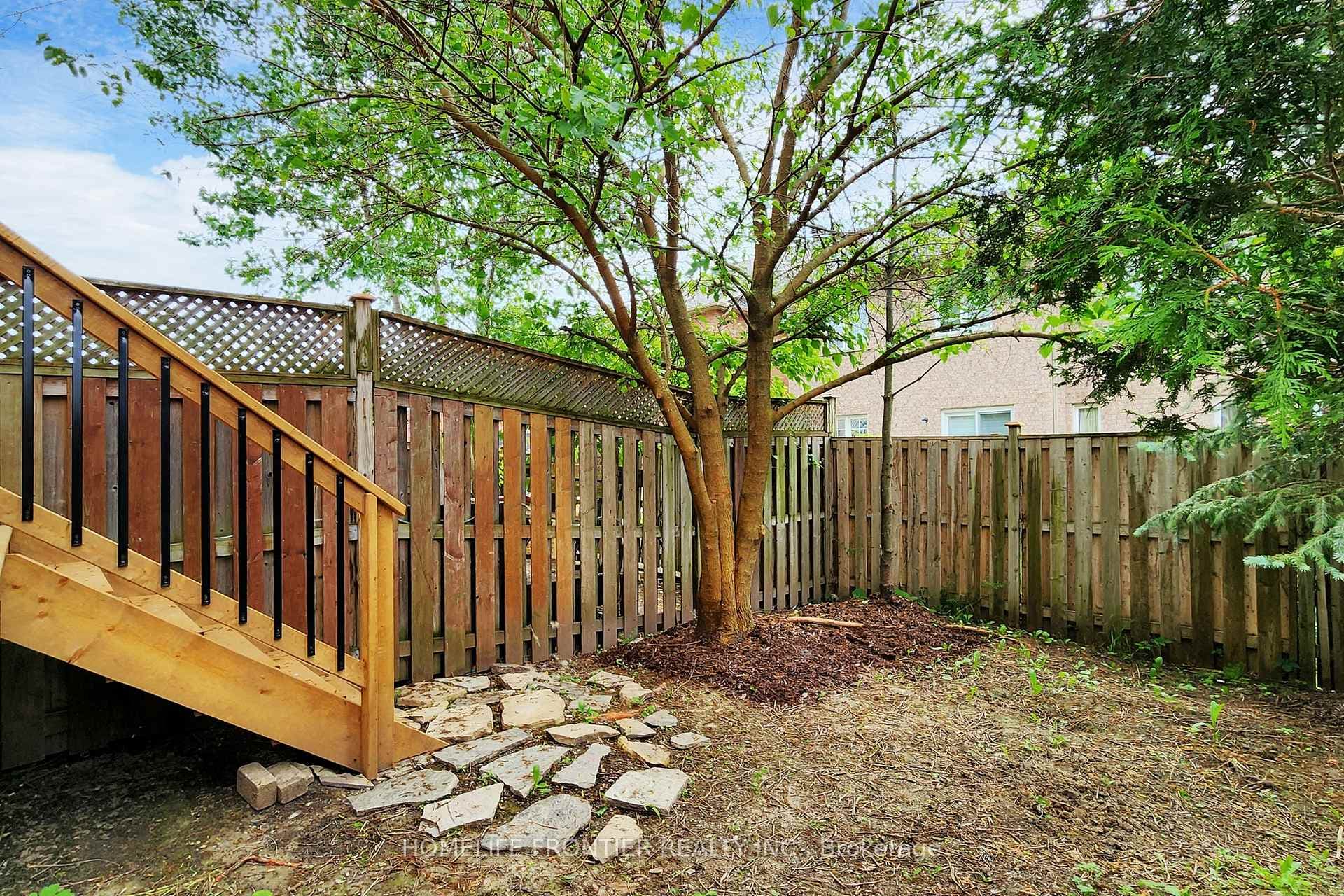 18 Oak Park Crescent photo 24