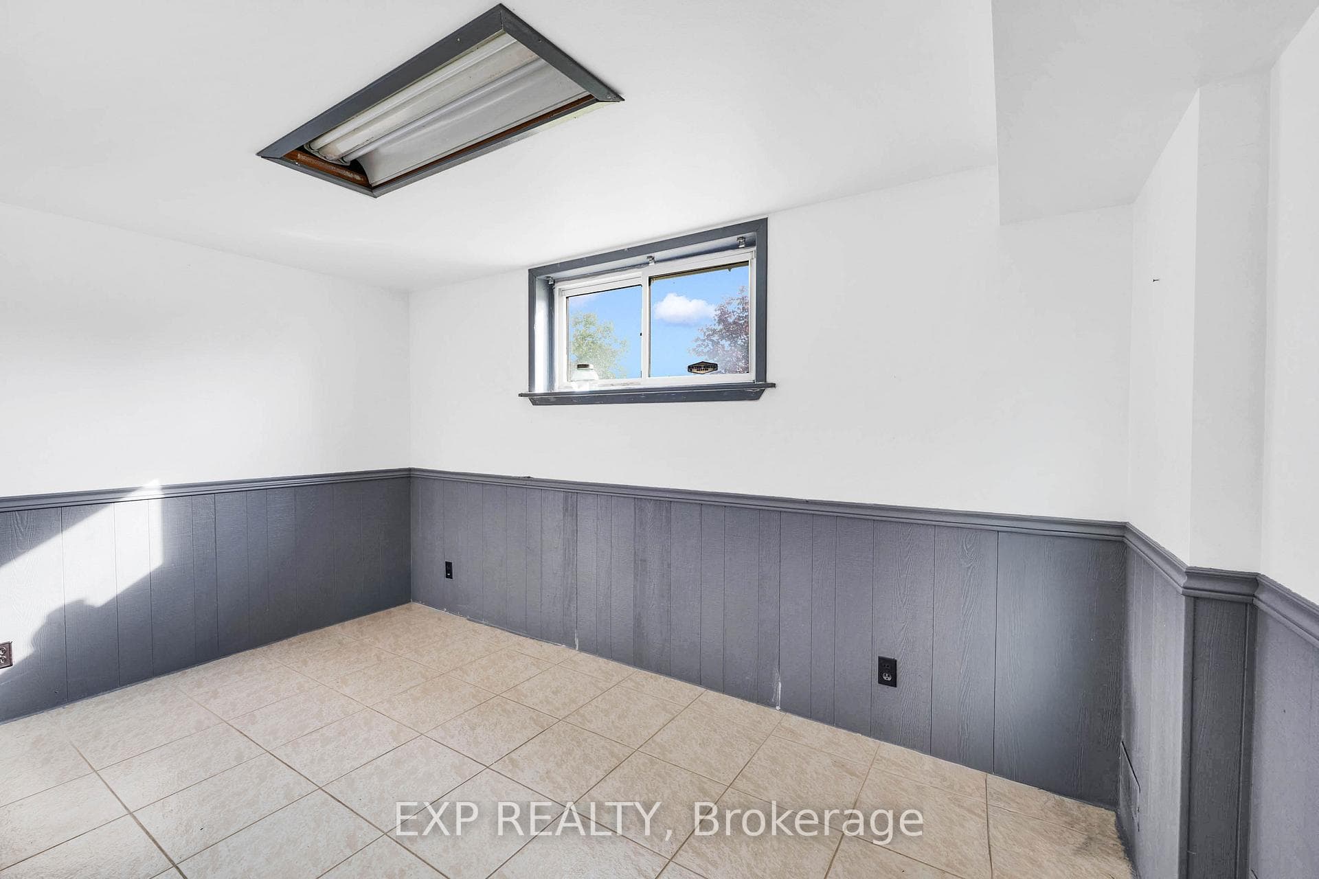 7201 Sigsbee Drive photo 23