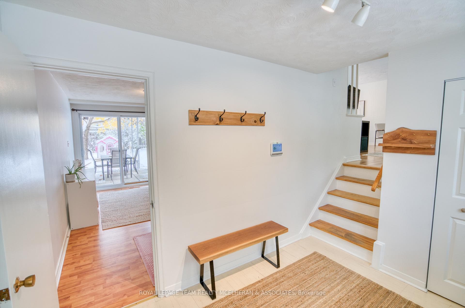 2550 Iris Street photo 5