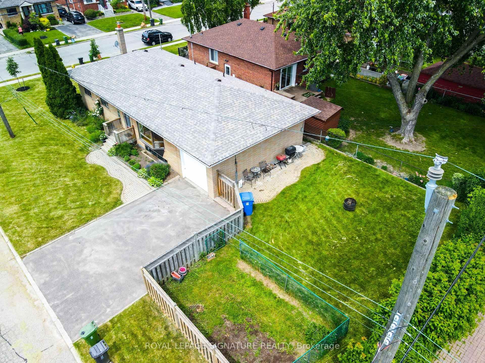 2 Mayflower Avenue photo 35