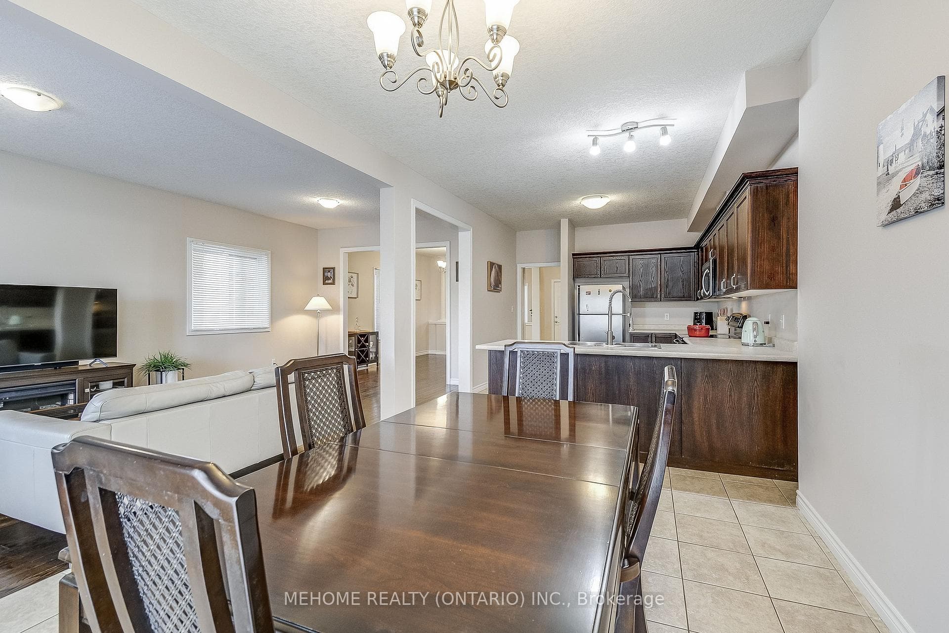 63 Huck Crescent photo 16