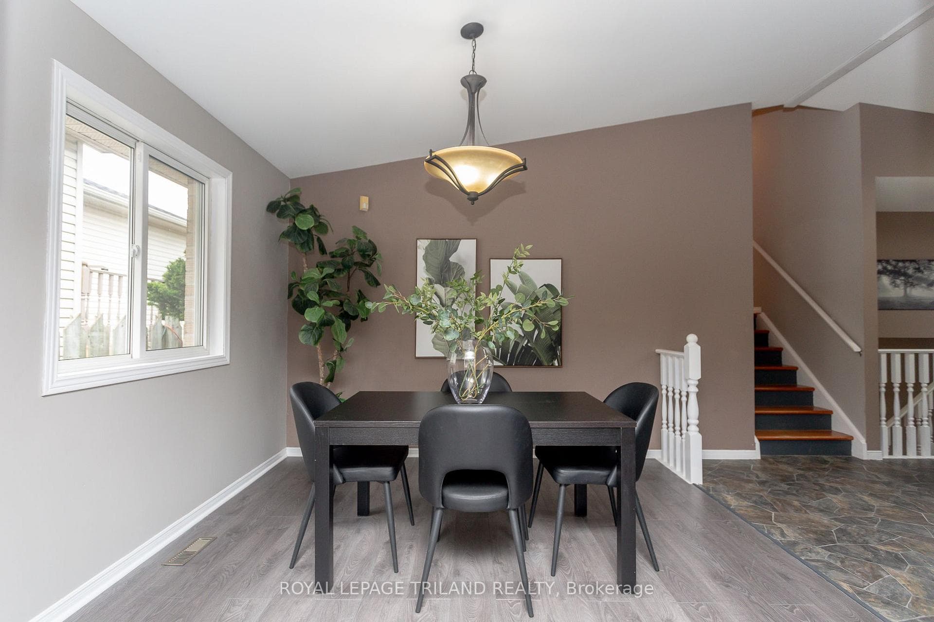 156 Bournemouth Drive photo 8
