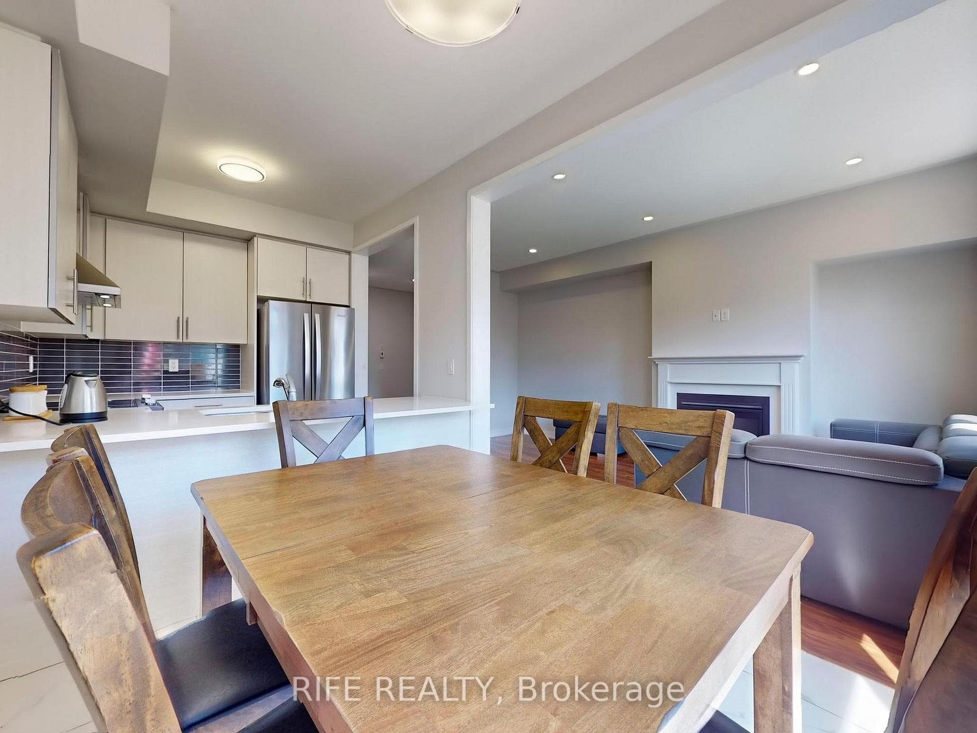 116 Maguire Road photo 10