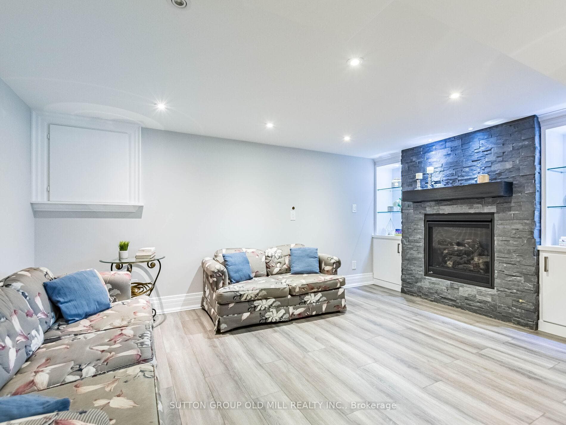 37 Suburban Drive photo 25