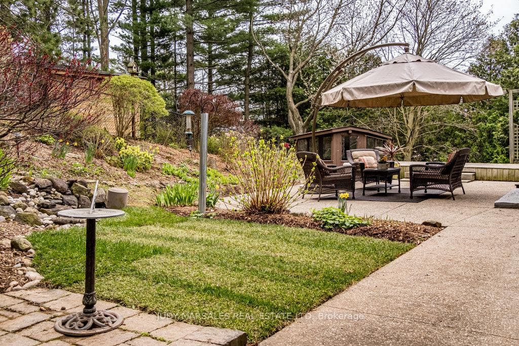 646 Harvest Road photo 31