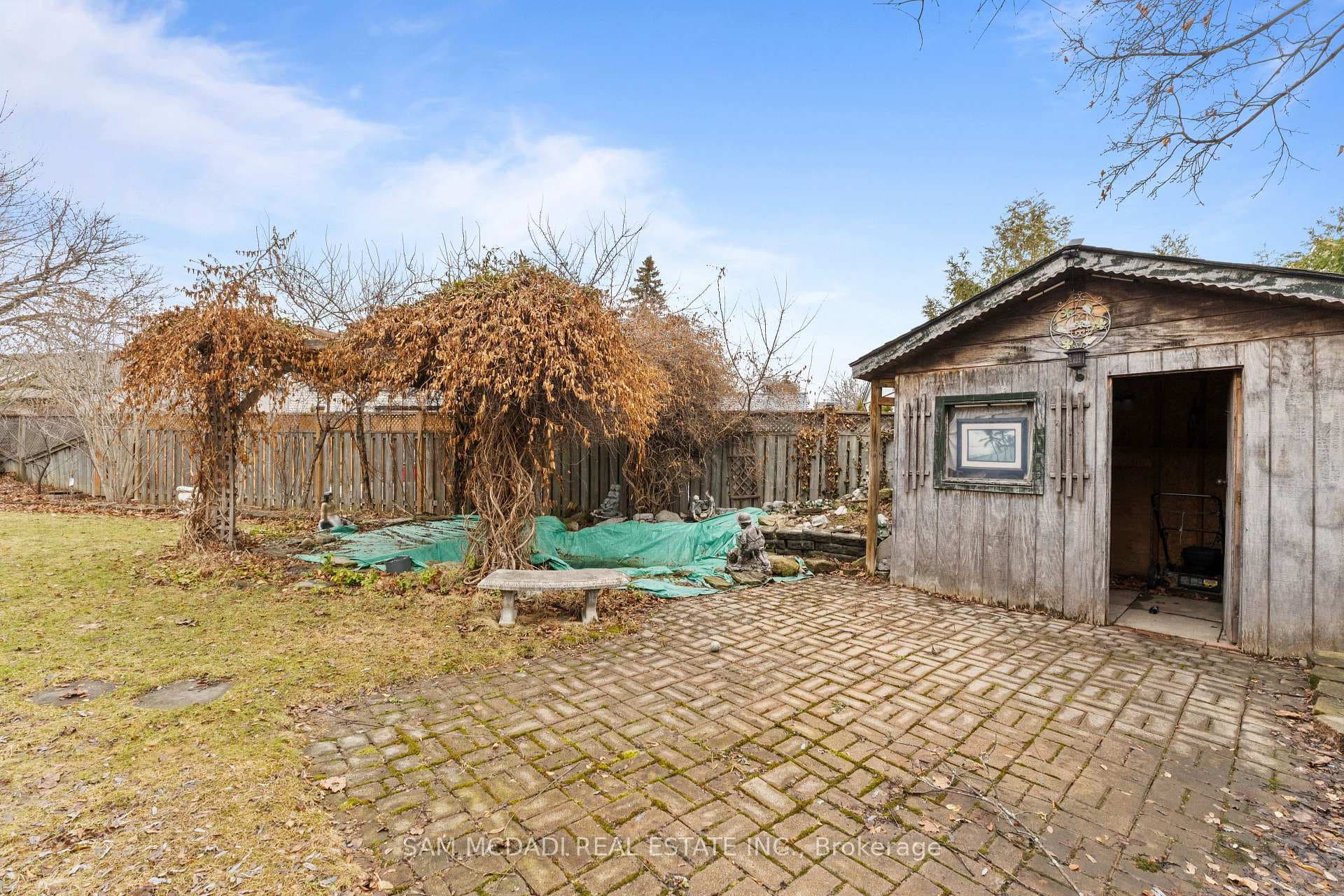 6085 Starfield Crescent photo 41