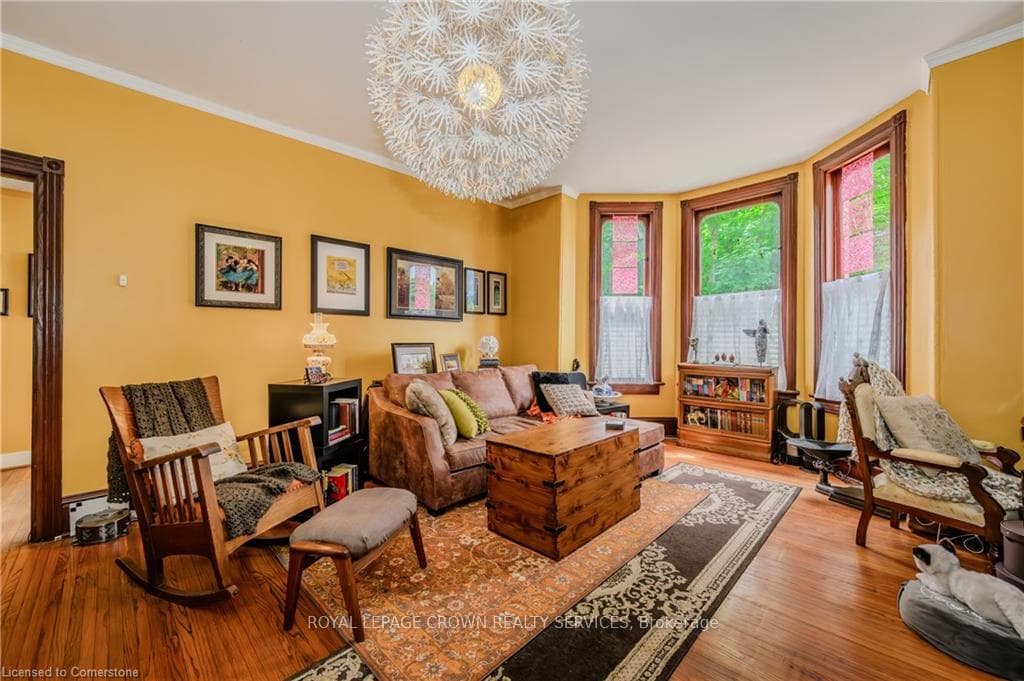 5-7 Lincoln Avenue photo 9