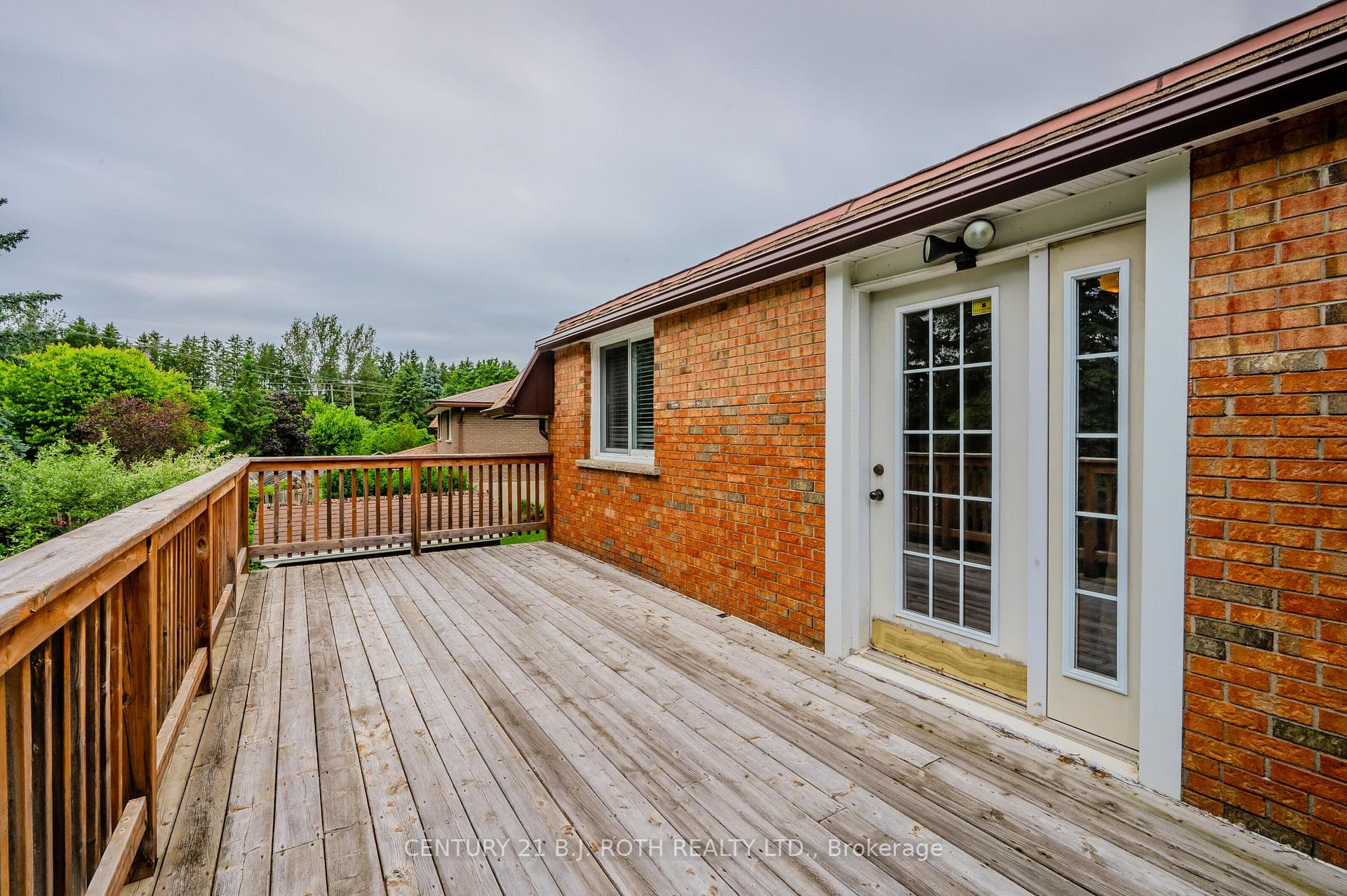 390 Lakeview Drive photo 8