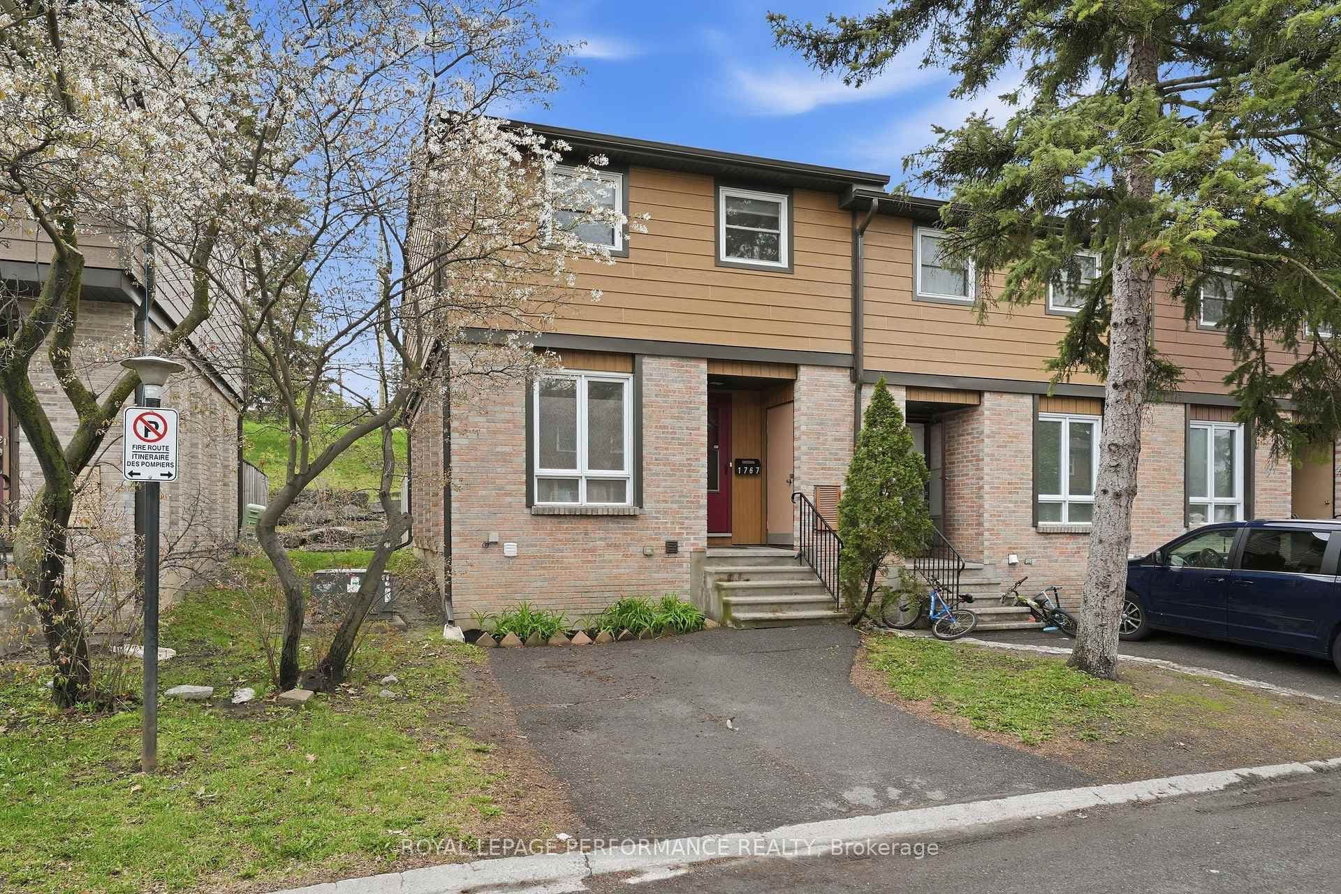 1767 Trappist Lane photo 2