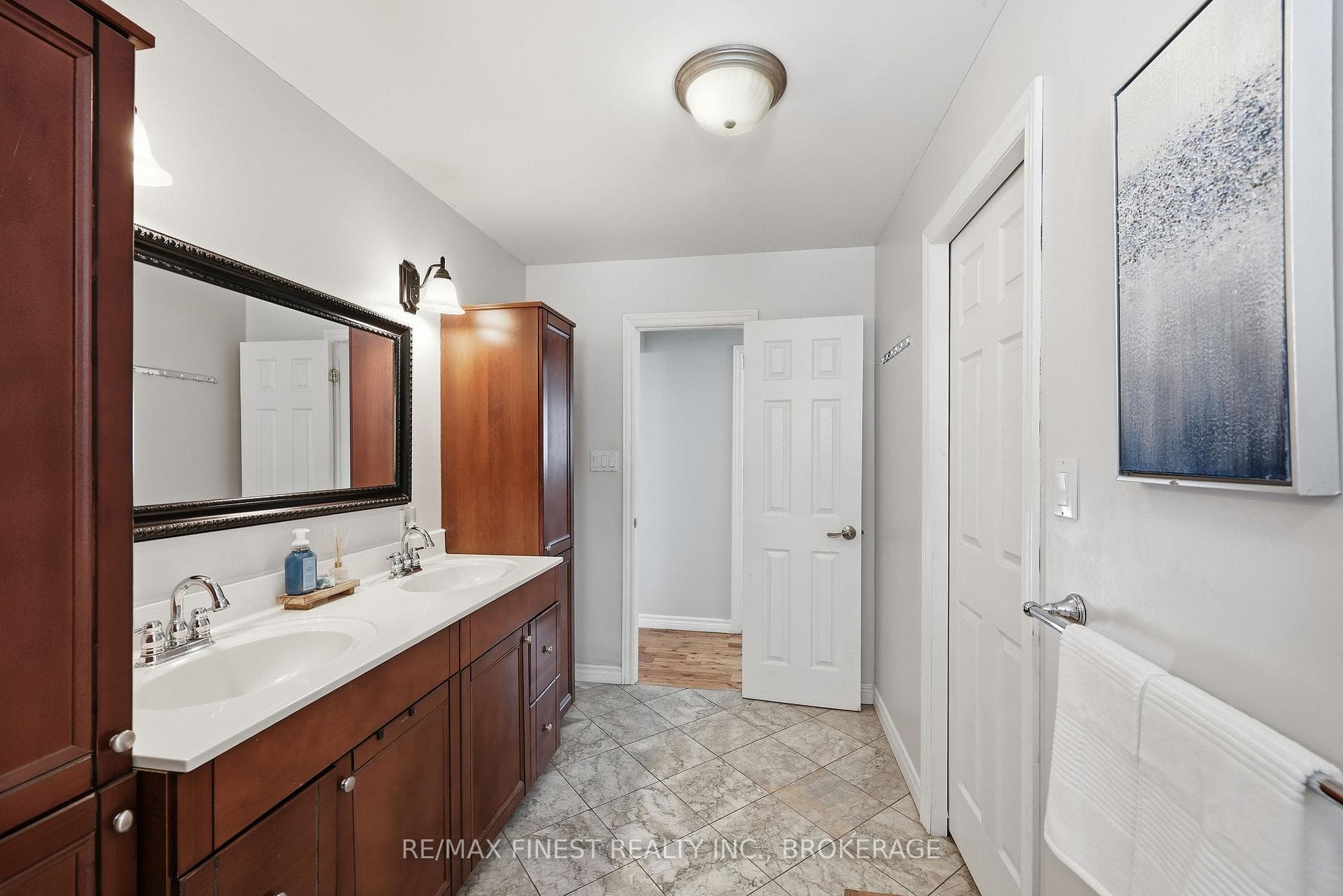 2518 Rideau Ferry Road photo 17