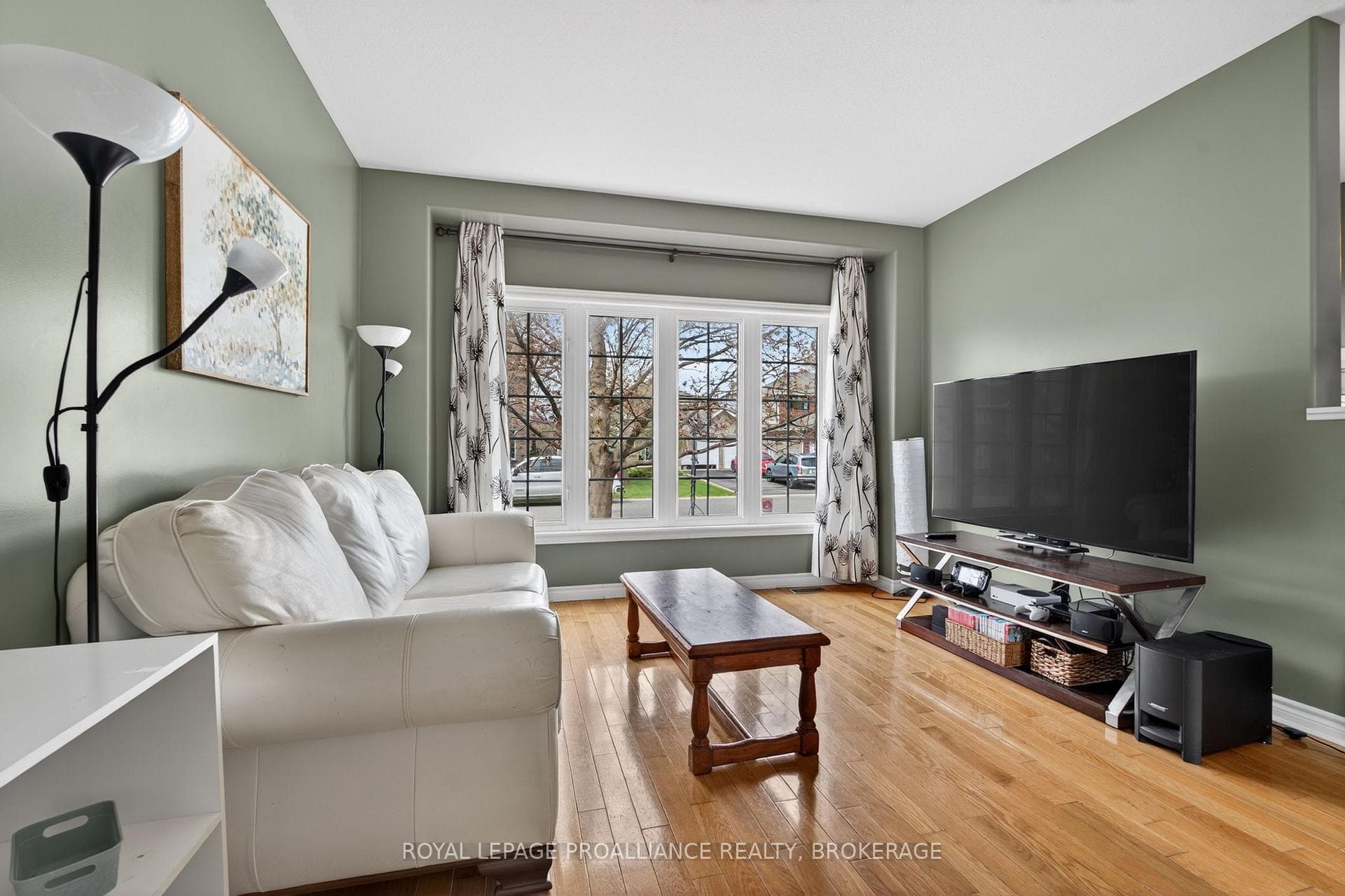 45 Biscayne Street photo 7