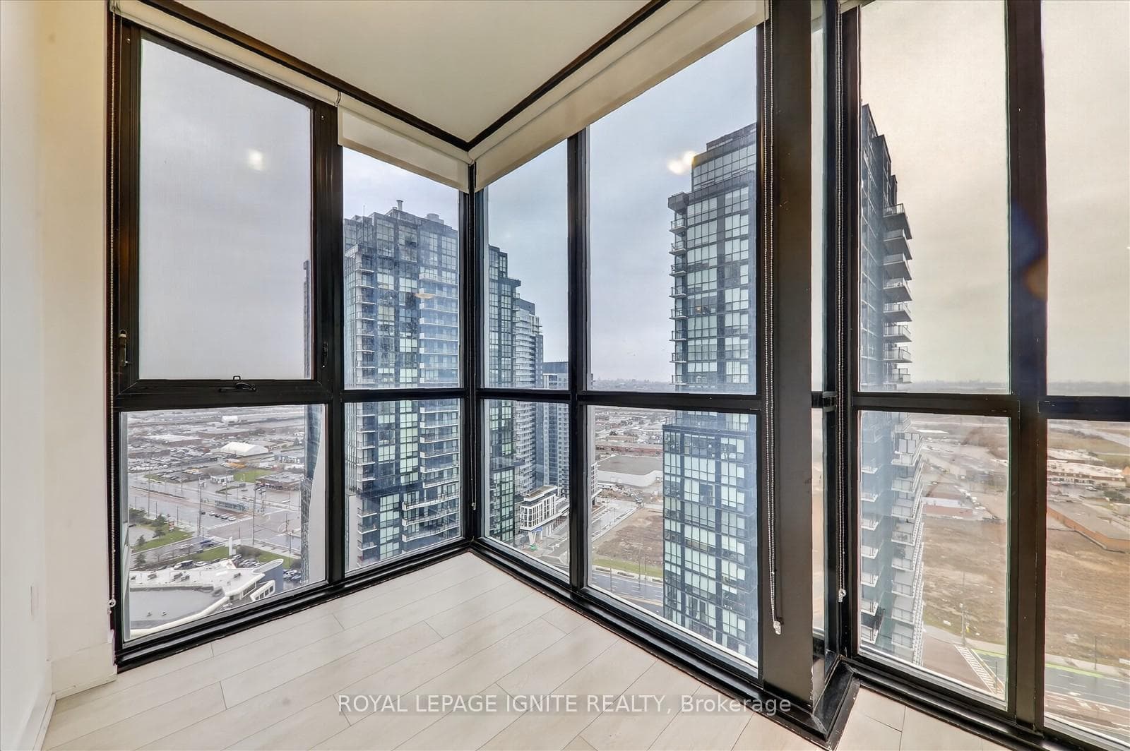 2916 Highway 7 Road Unit 2802 photo 18