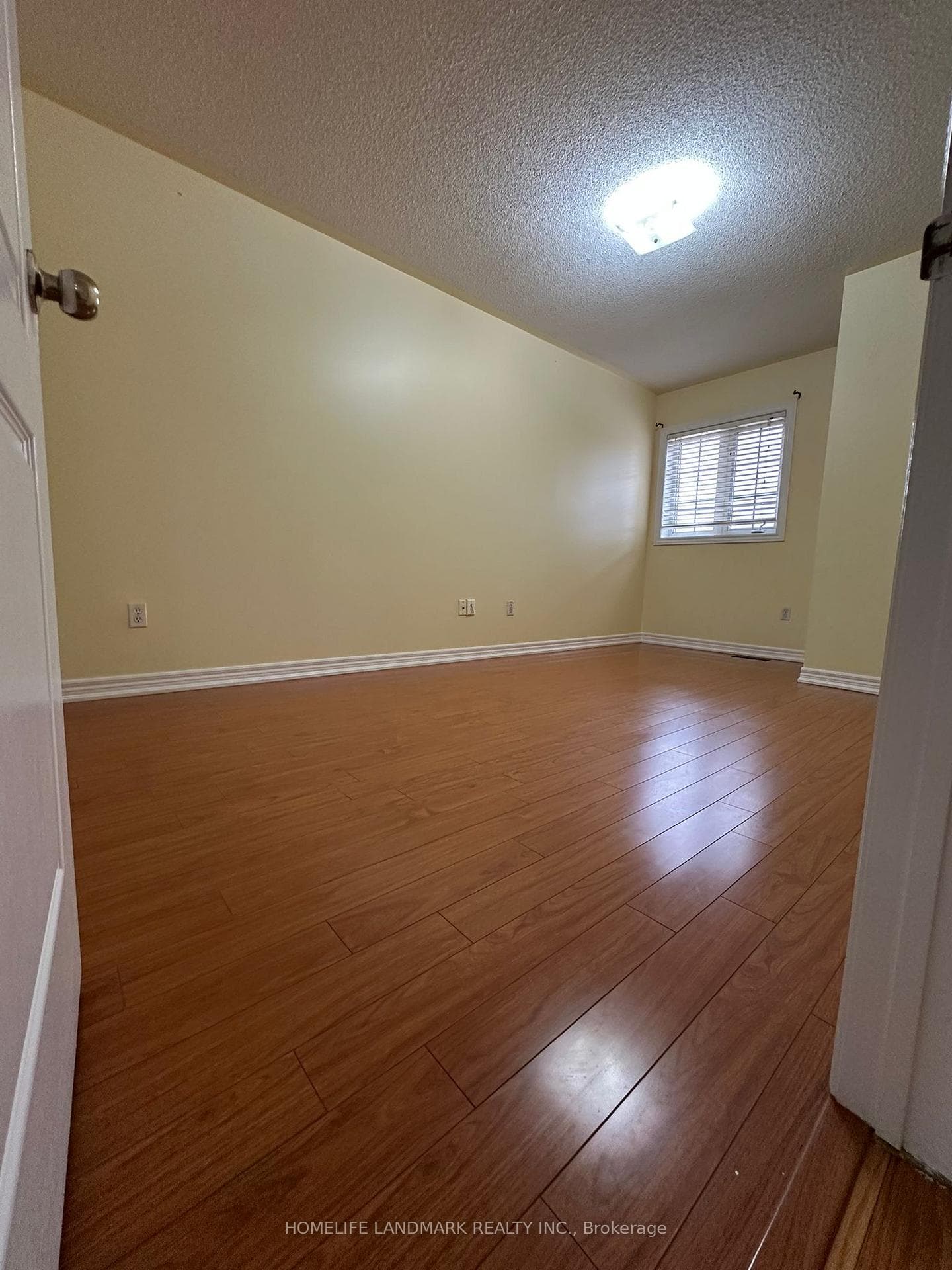 544 Matisse Place photo 16