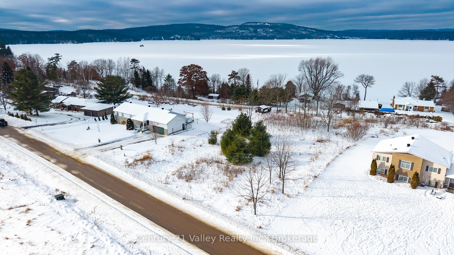 50 Spindle Drift Road photo 5
