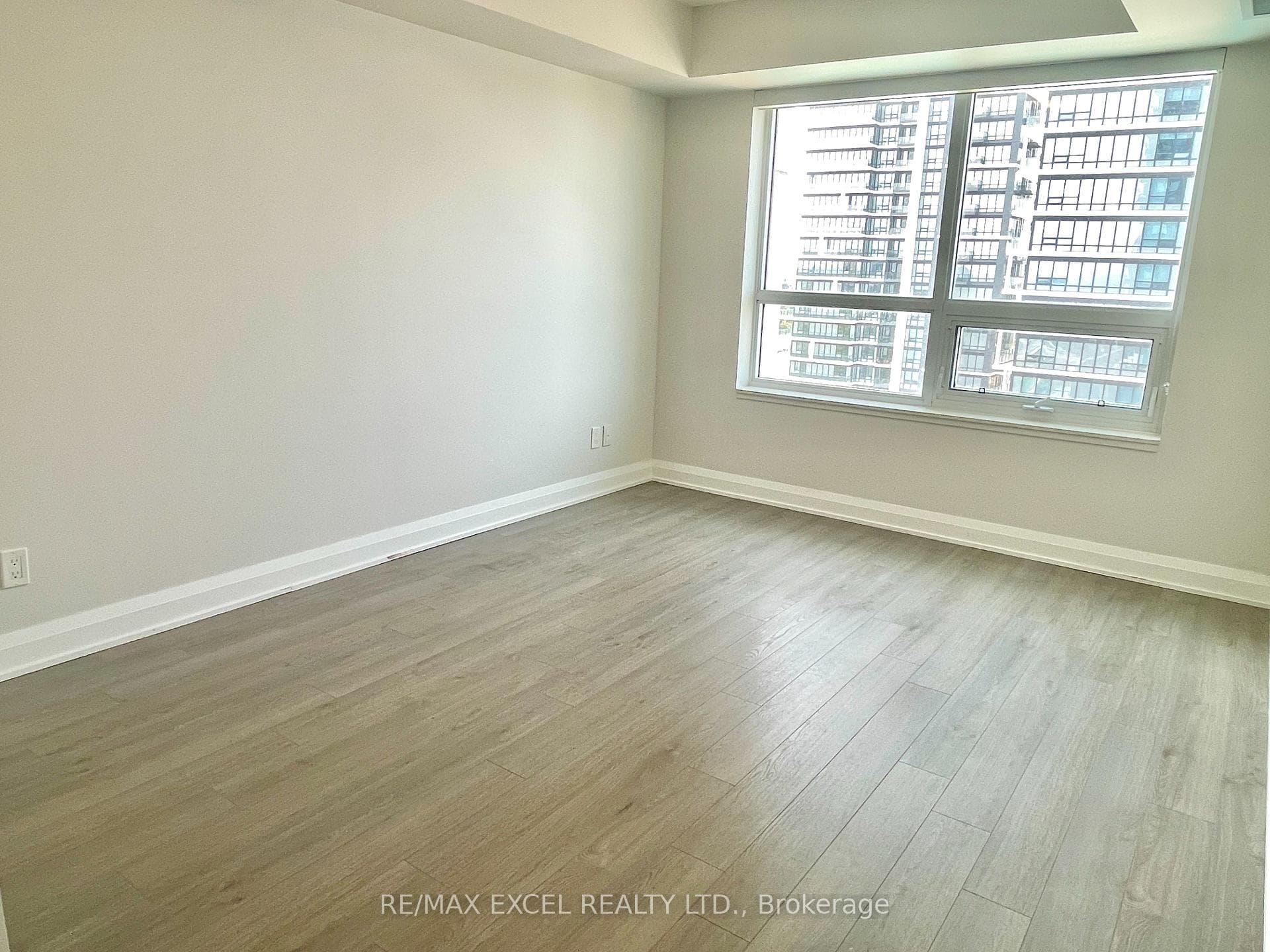 15 Water Walk Drive Unit 1510 photo 12
