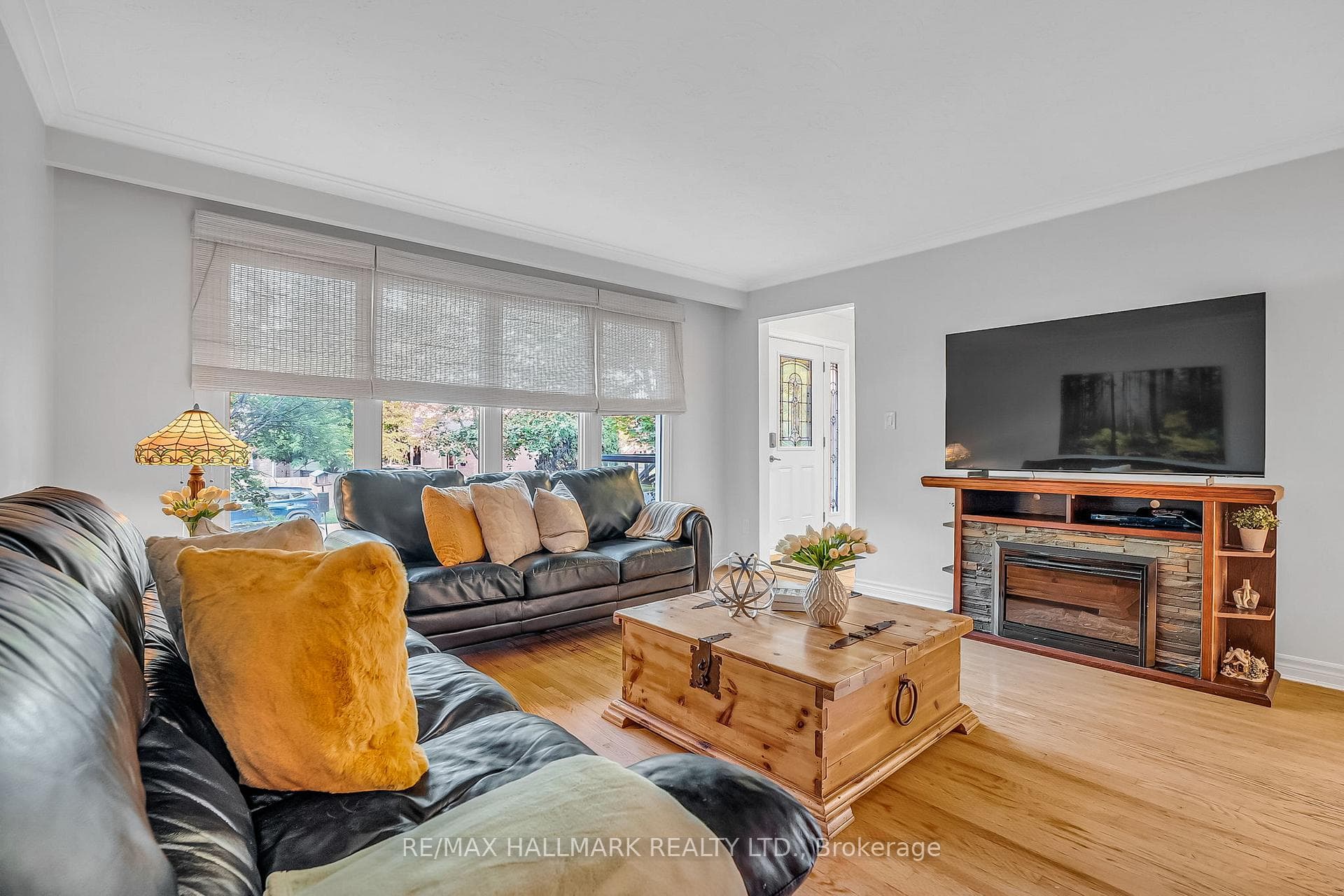 4 Cabot Court photo 9