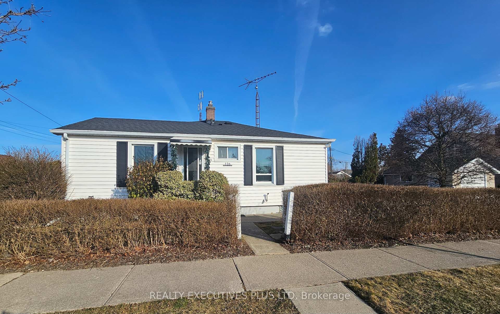 126 Westchester Crescent photo 18