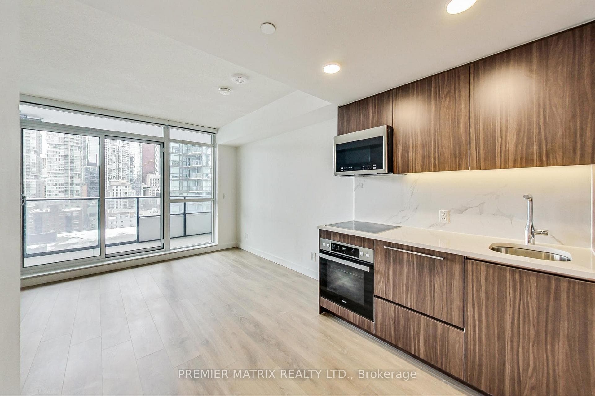 38 Widmer Street Unit 1703 photo 8