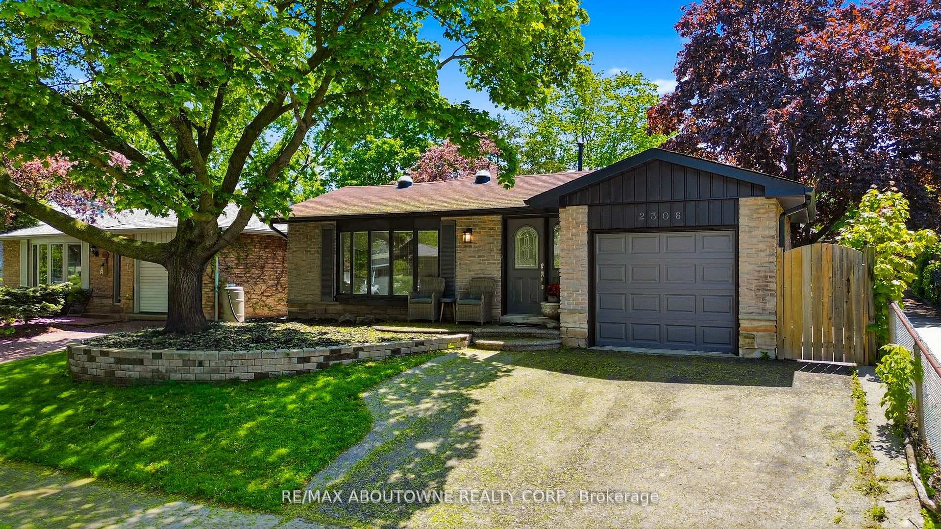 2306 Devon Road photo 2