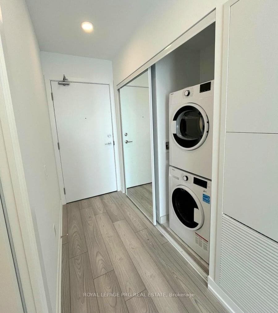 82 Dalhousie Street Unit 2107 photo 4
